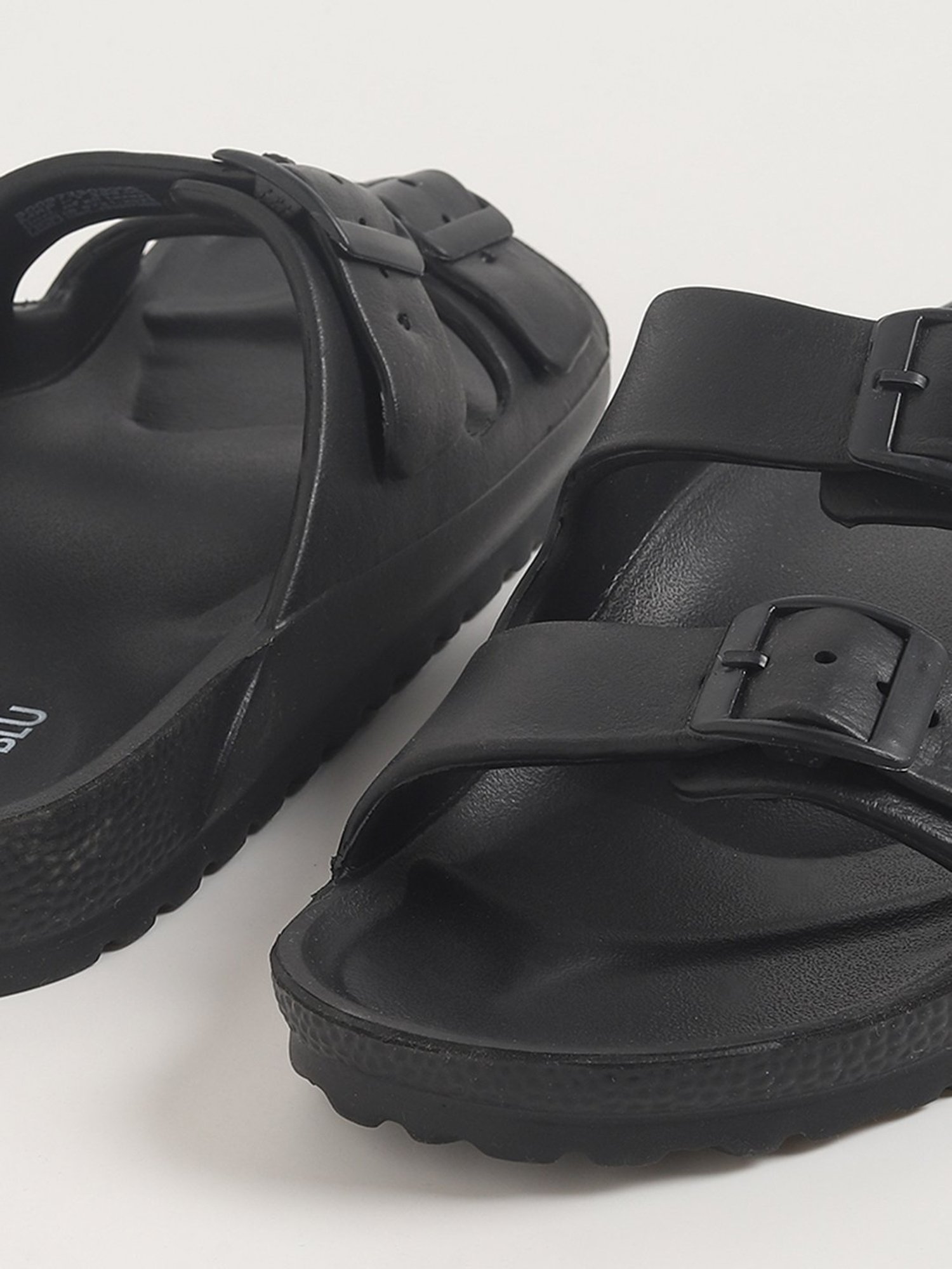 Floatz by Bata Women's  White Flip Flops