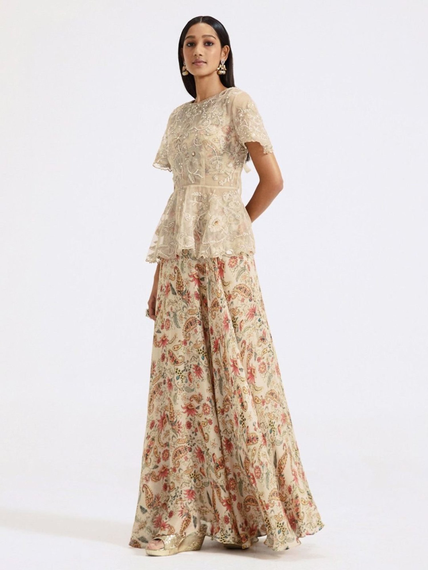 Basanti Kapde aur Koffee Grey Evolve Embroidered Top with Skirt