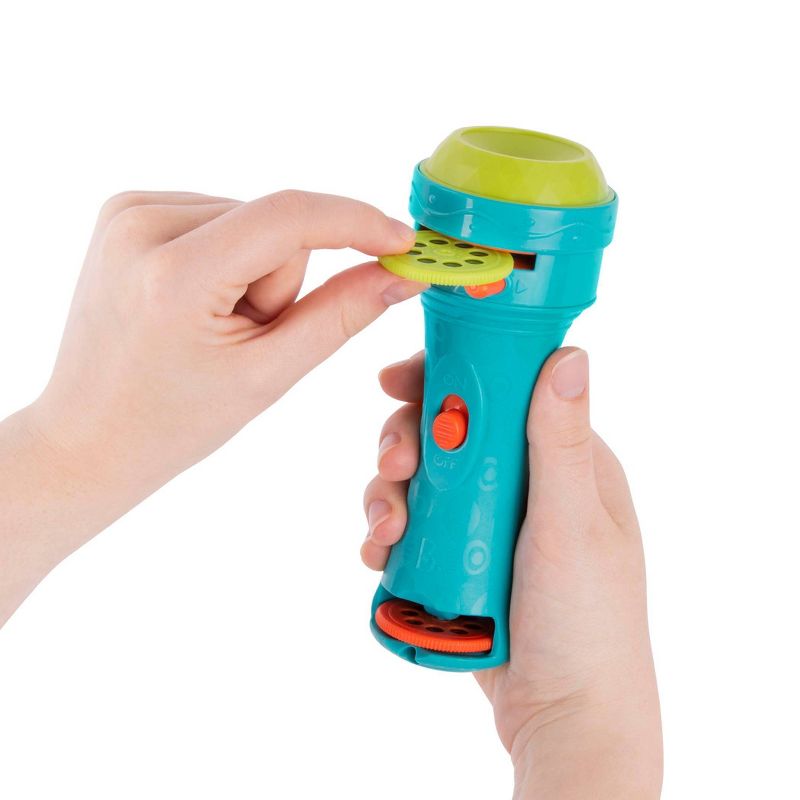 B. toys Projector Flashlight Light Me to the Moon - Blue