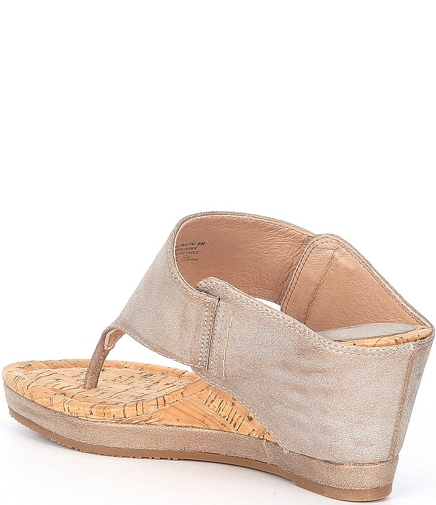 Donald Pliner Malone Leather Hooded Thong Wedge Sandals