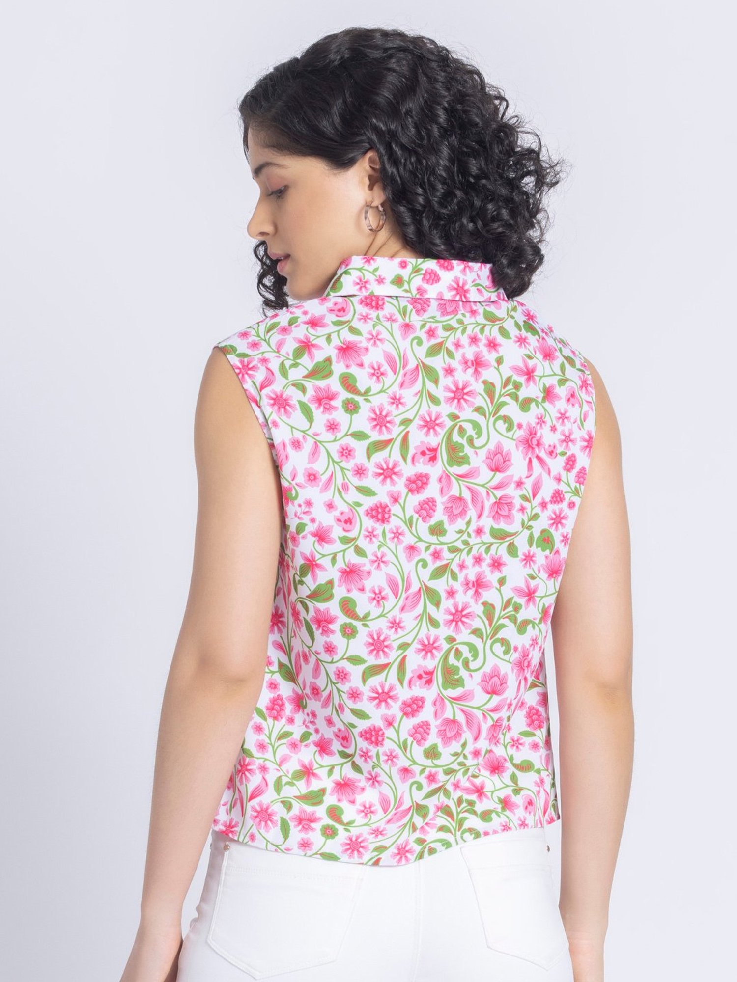 SHAYE Pink & White Floral Print Top