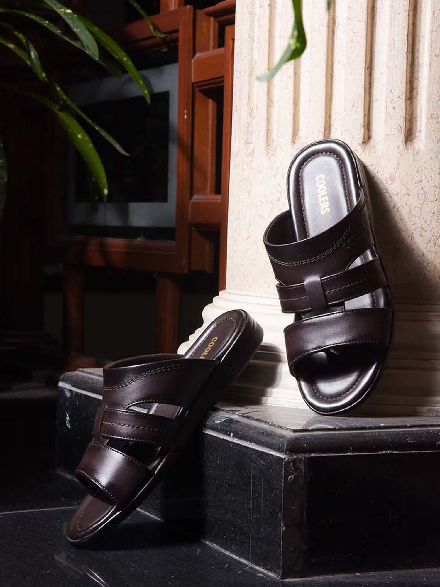 Healers by Liberty Men's Brown Thong Sandals