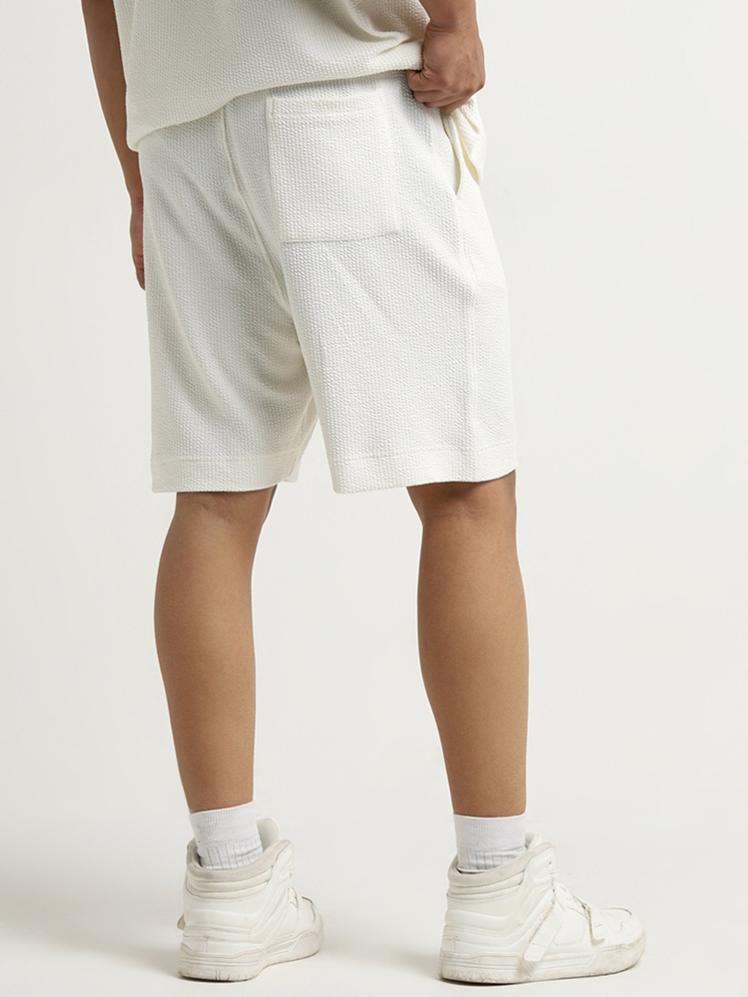 Studiofit by Westside White Popcorn Texture Relaxed-Fit Mid-Rise Shorts