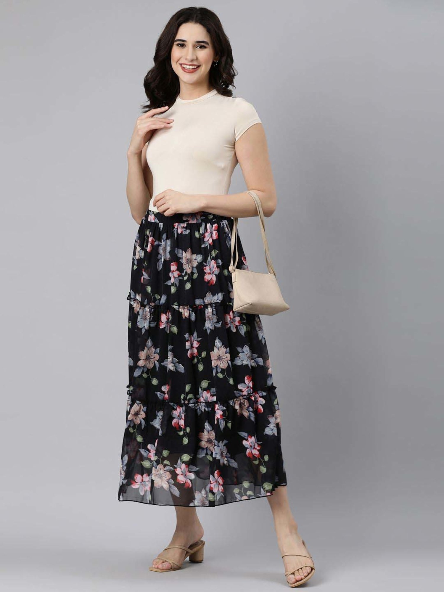 TWIN BIRDS Black Floral Print A-Line Skirt