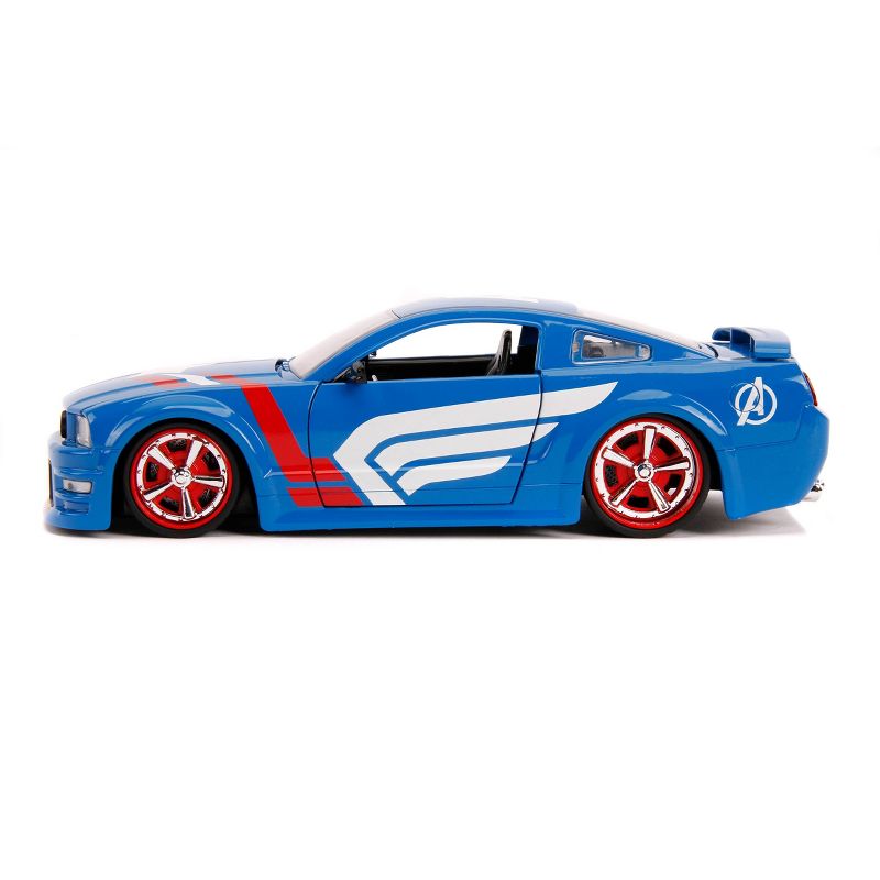 Jada Toys Hollywood Rides 1:24 Scale - '06 Mustang - Captain America