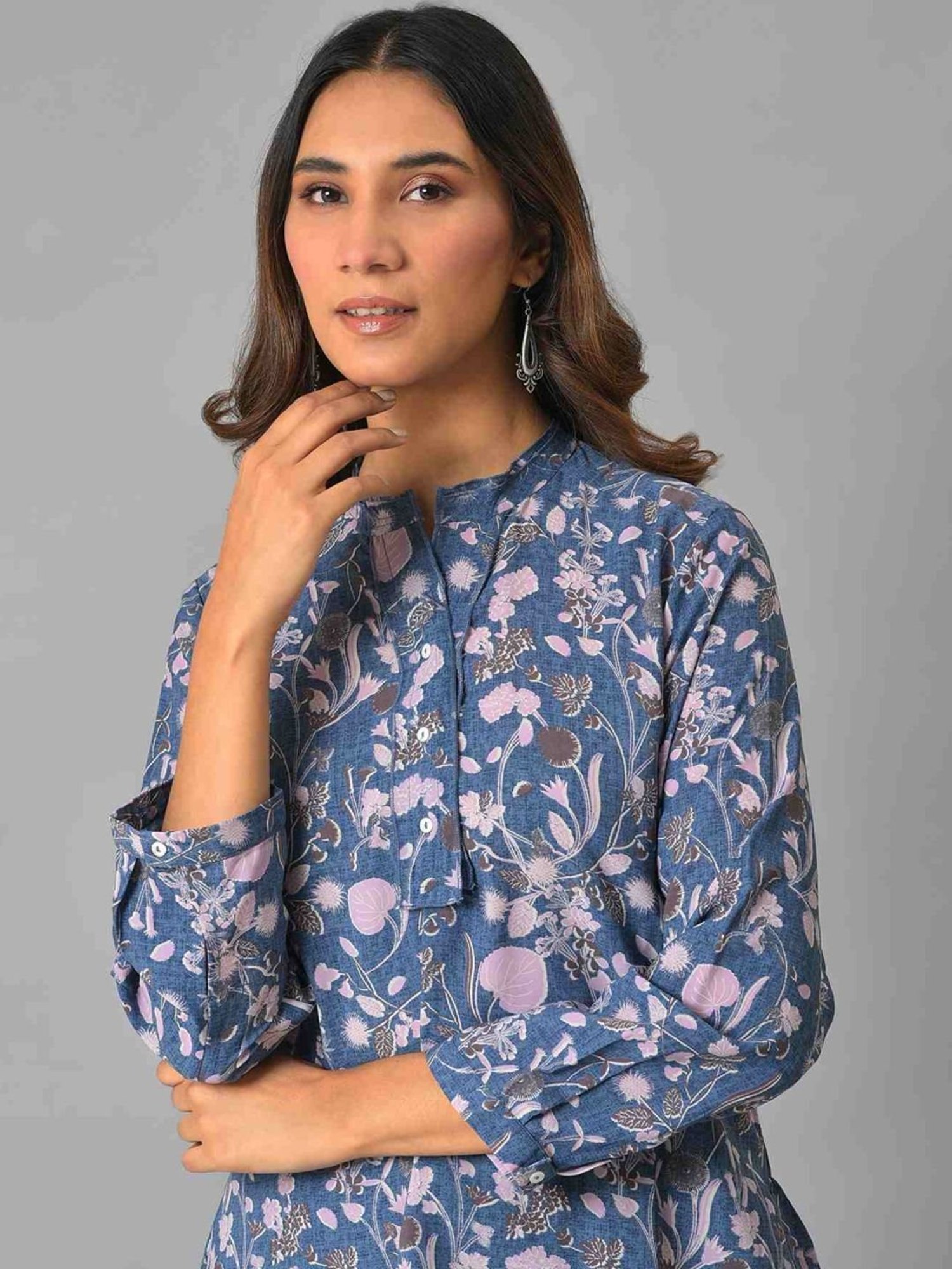 W Blue Floral Print Top