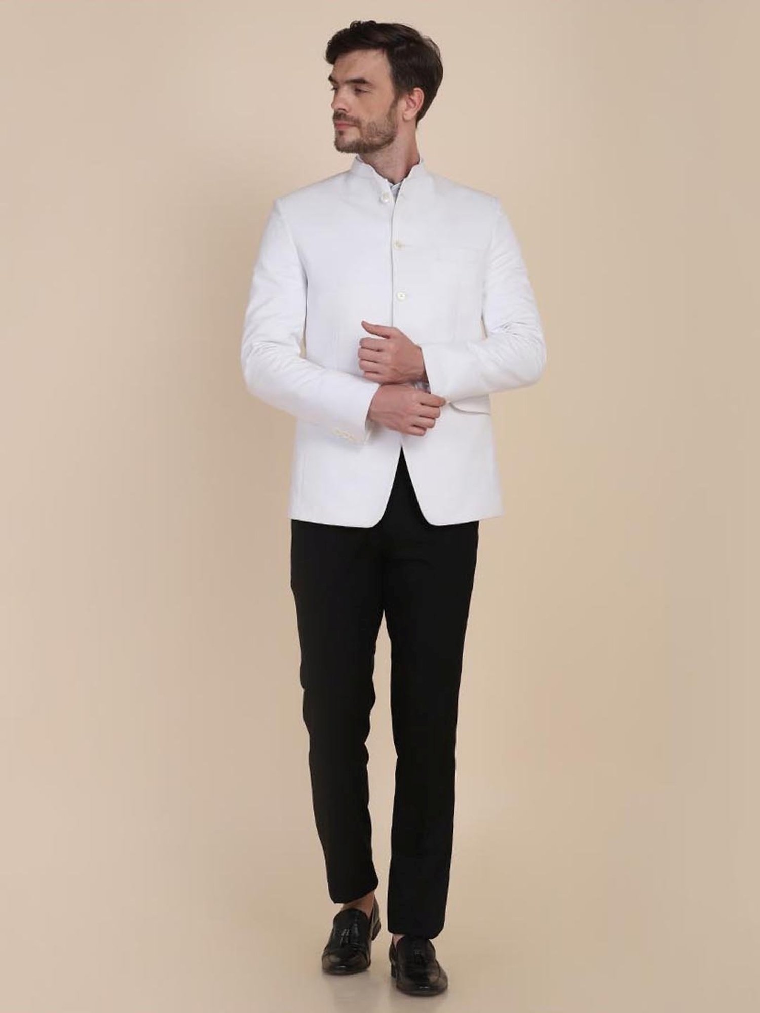 TAHVO White Cotton Slim Fit Blazer