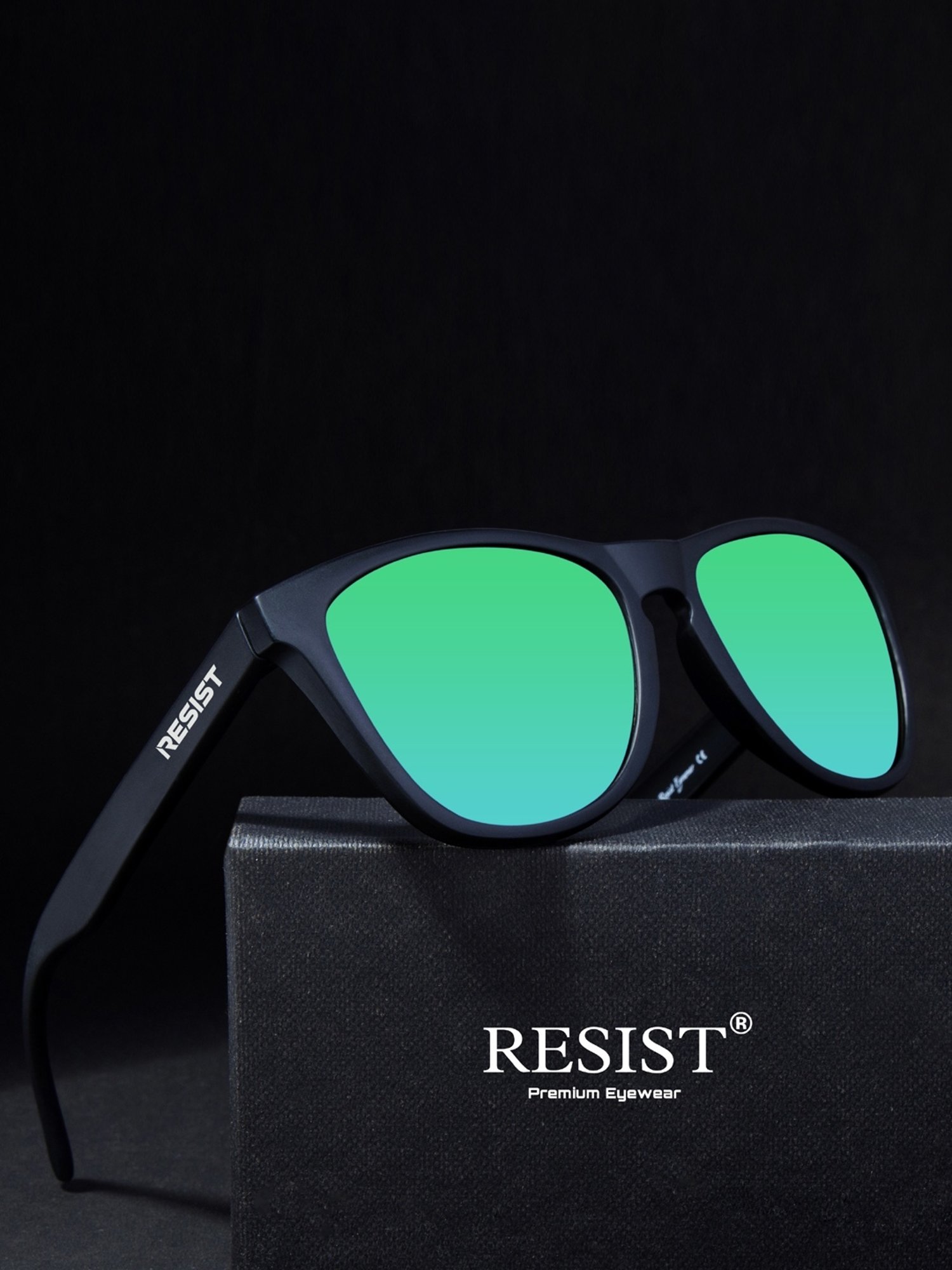 Resist Eyewear Green Wayfarer UV Protection Unisex Sunglasses