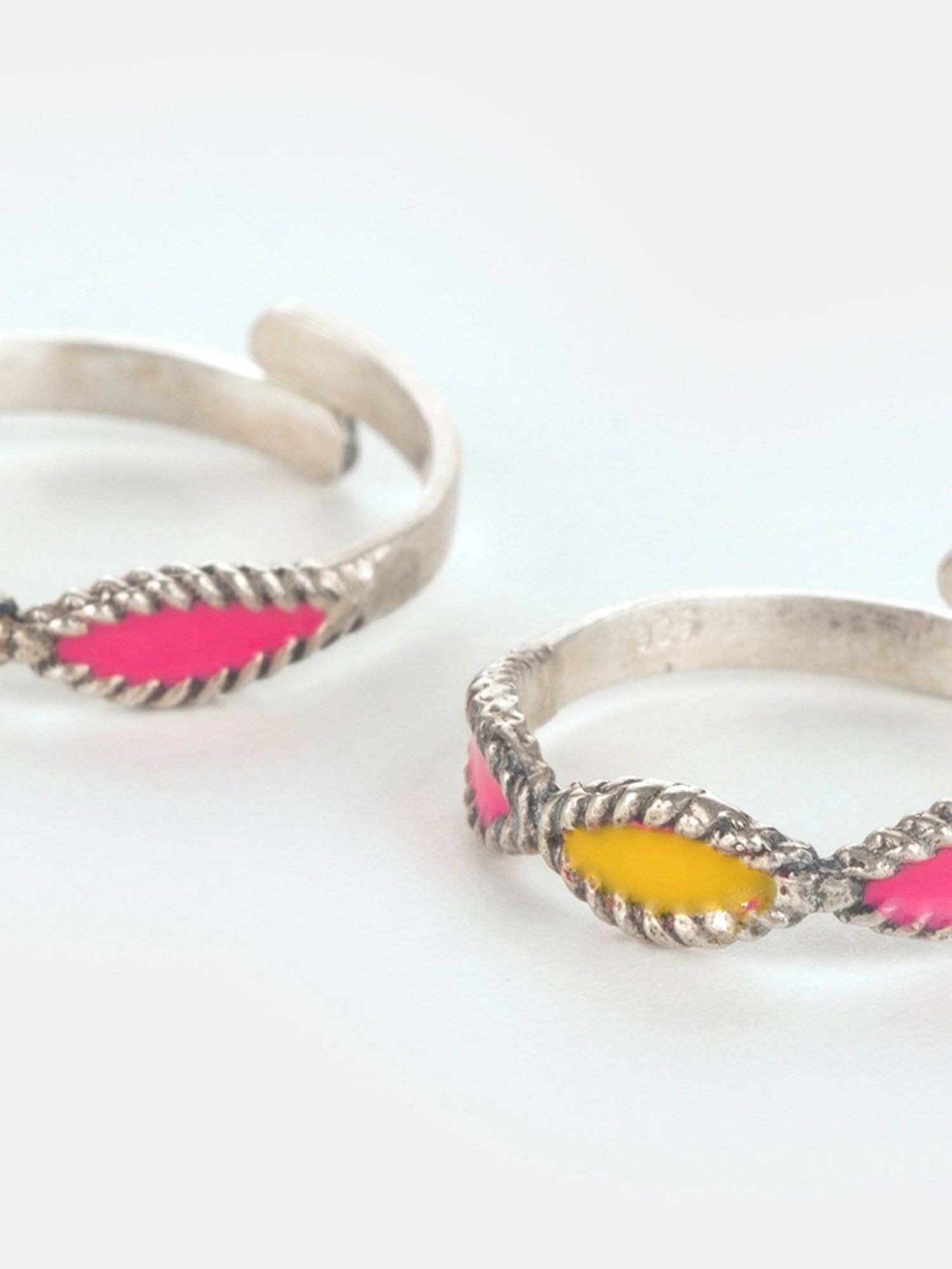 Shaya 92.5 Sterling Silver Antique Kostha Window Toe Rings for Women