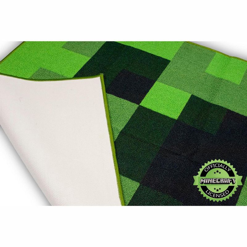3'x3' Square Loomed Accent Rug Green - Minecraft