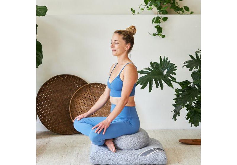 Brentwood Home Crystal Cove Meditation Cushion Set, Oval Zafu and Square Zabuton Buckwheat Floor Pillows, Made in California