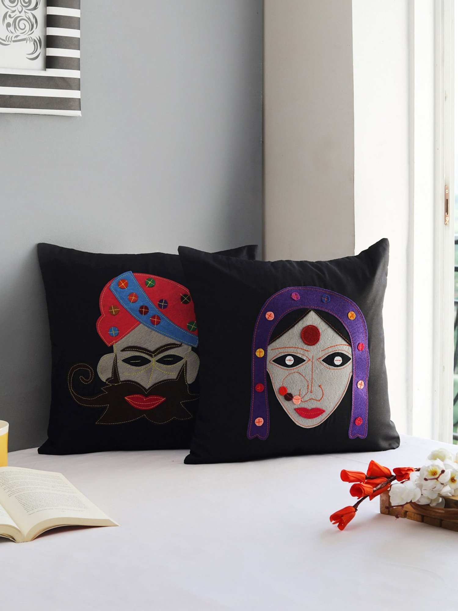 VarEesha Multicolor Cotton Cushion Cover - Set of 2