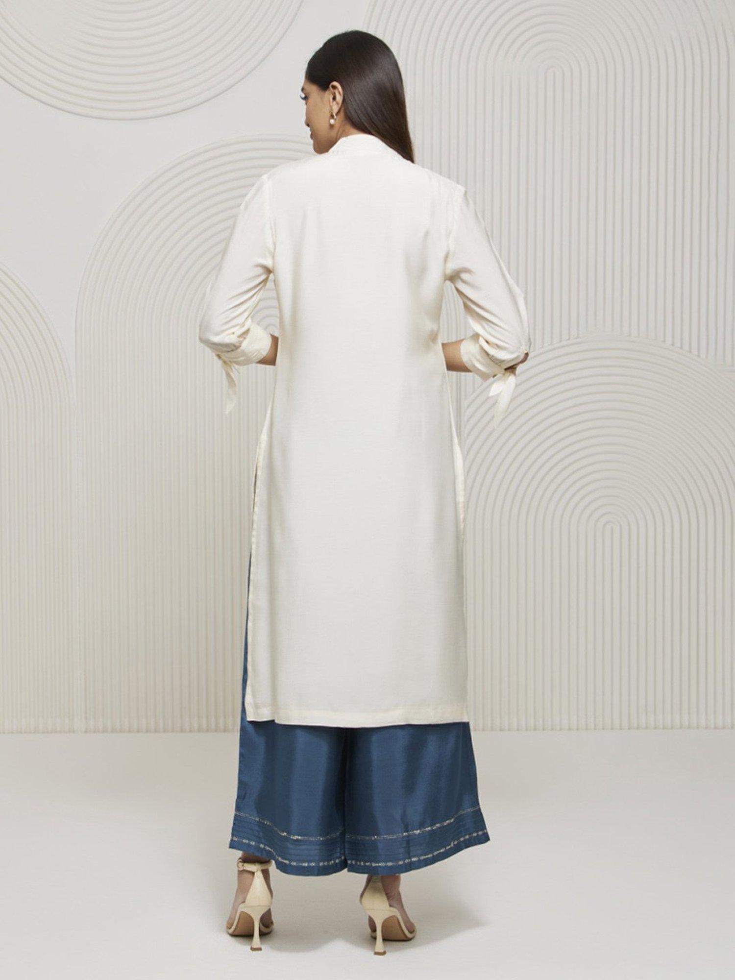 Artagai Snow White Kurta with Broad Placket and Tie Up Sleeves