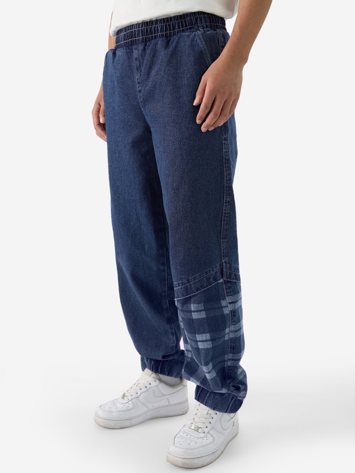 The Souled Store Originals Blue Relaxed Fit Lightly Washed Denim Jogger Jeans