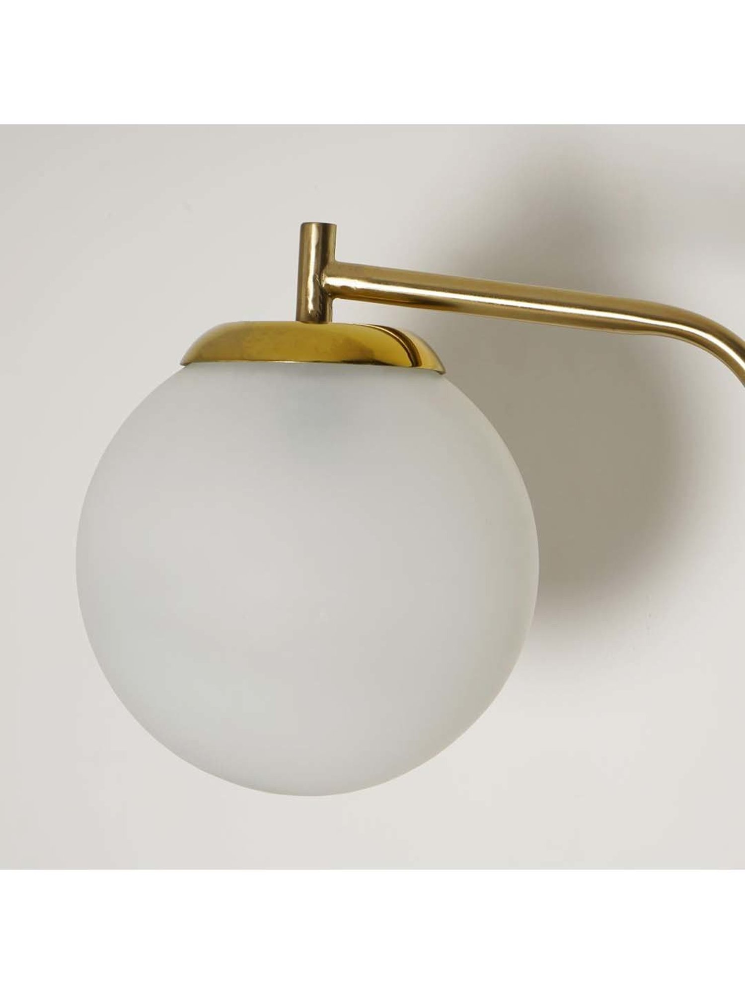 Kapoor E Illuminations Flemish Brass & Black Metal Single Light Globe Floor Lamp