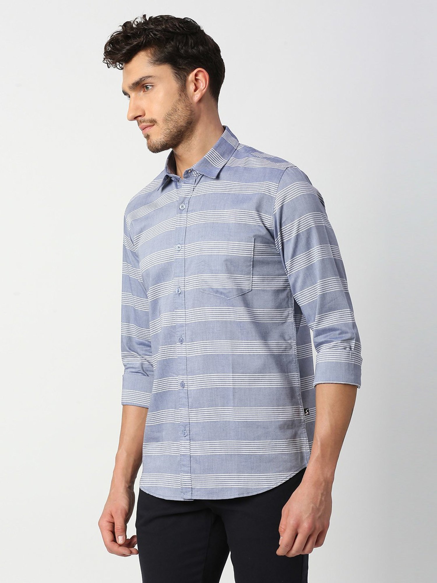 SOLEMIO Sky Blue Slim Fit Striped Shirt