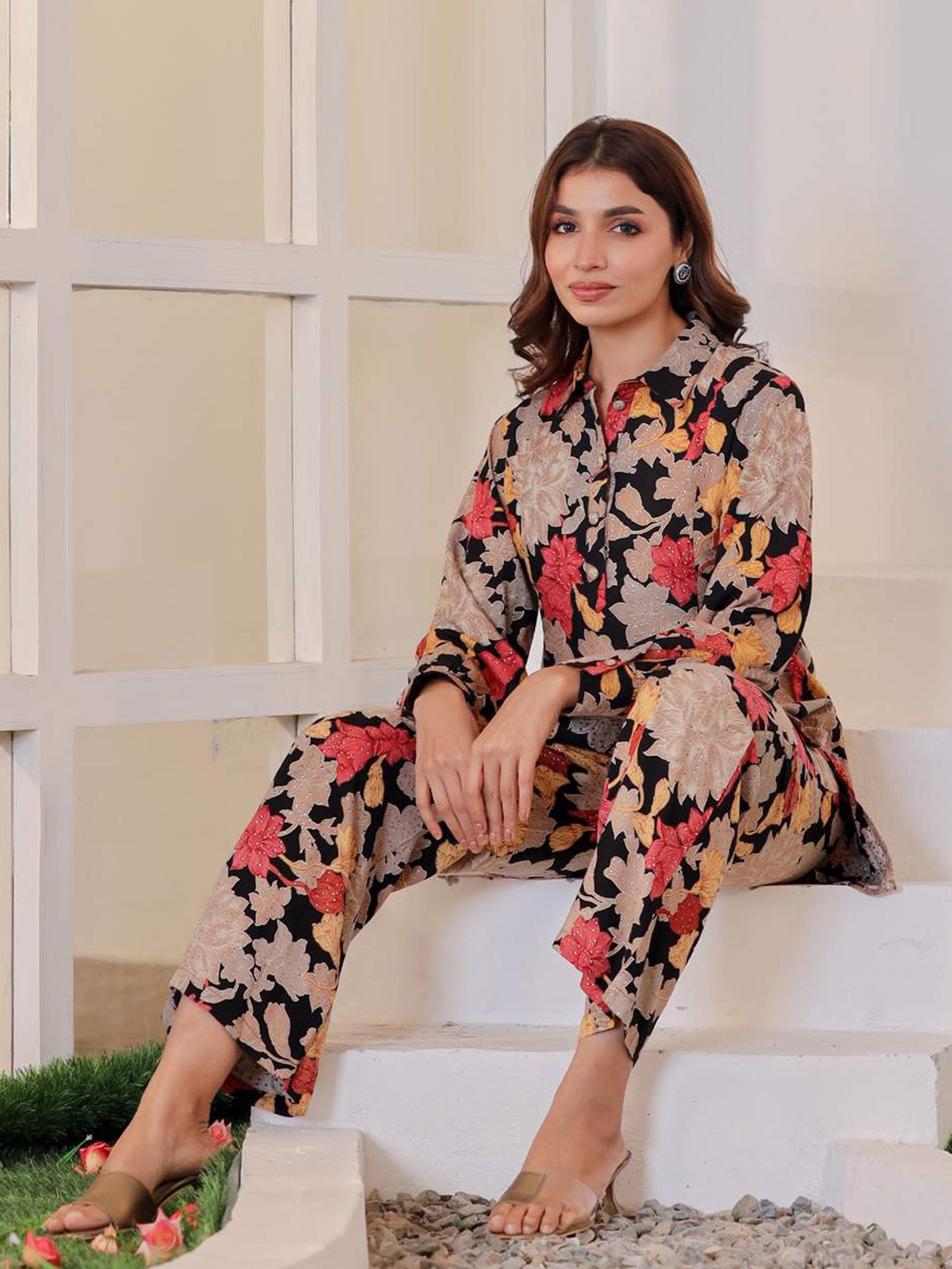 READIPRINT FASHIONS Black Floral Print Tunic Palazzo Set