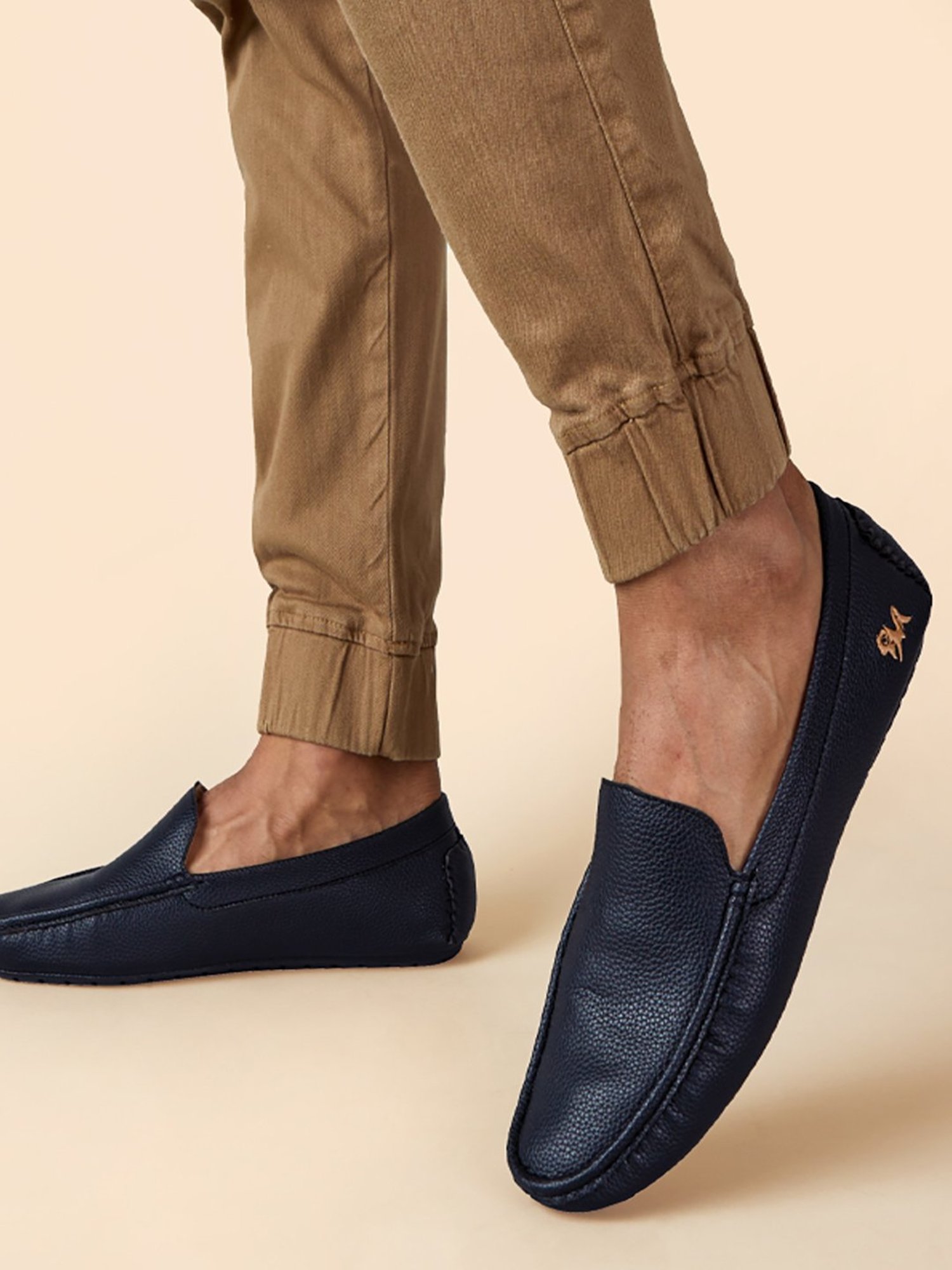 Neemans Men's Dapper Black Loafers