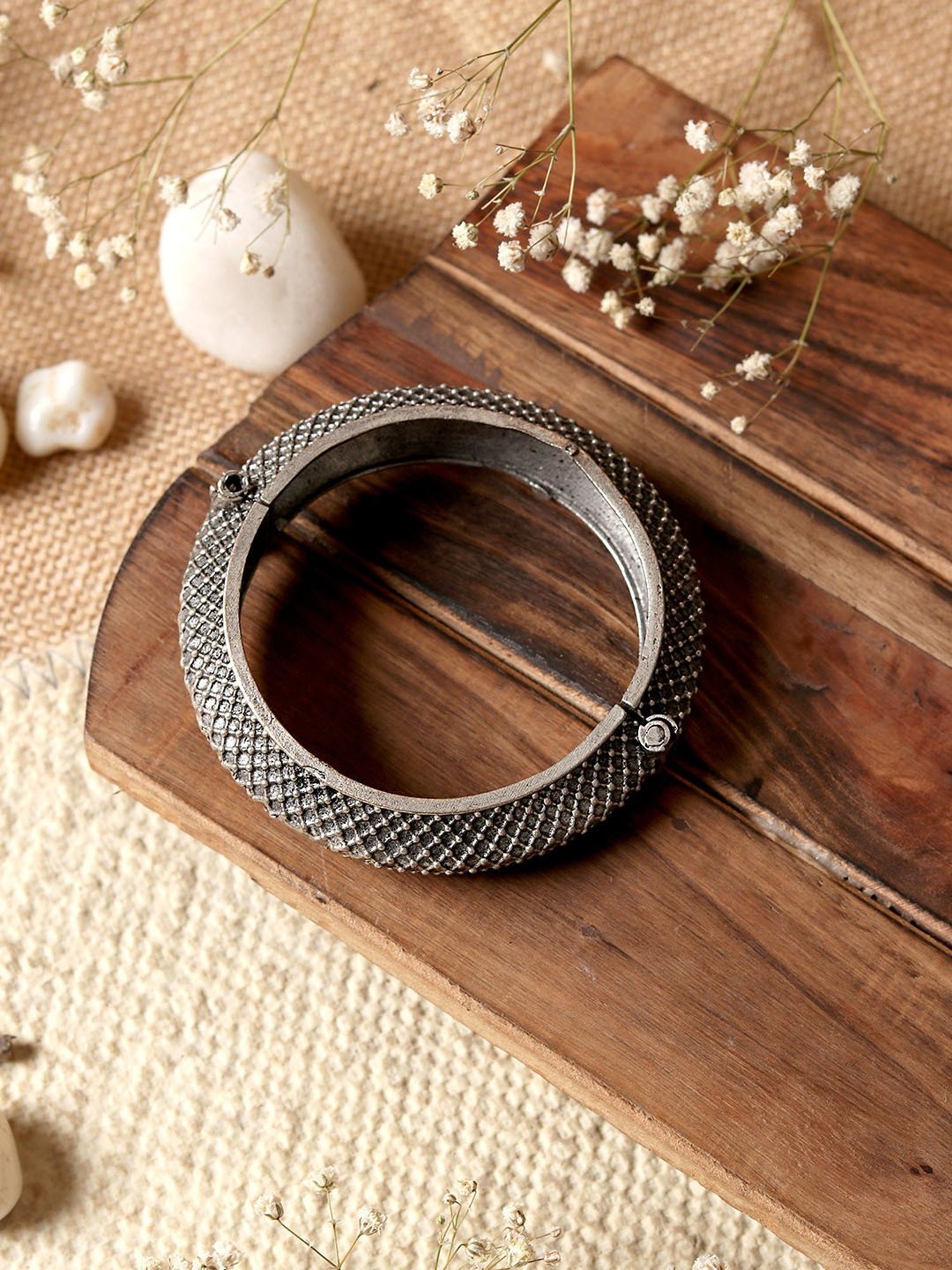 Teejh Arnavi Silver Oxidized Bangle