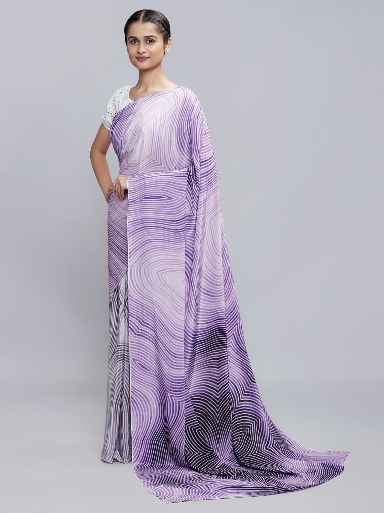 Navyasa By Liva Purple & White Printed Saree