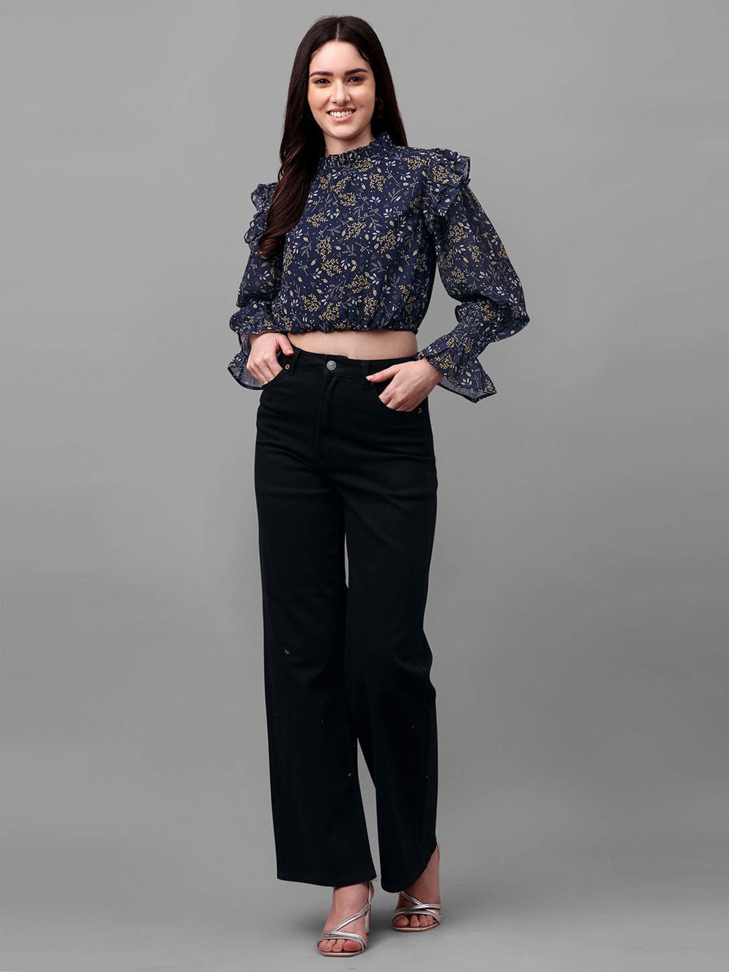 MASAKALI.CO Navy Floral Print Crop Top