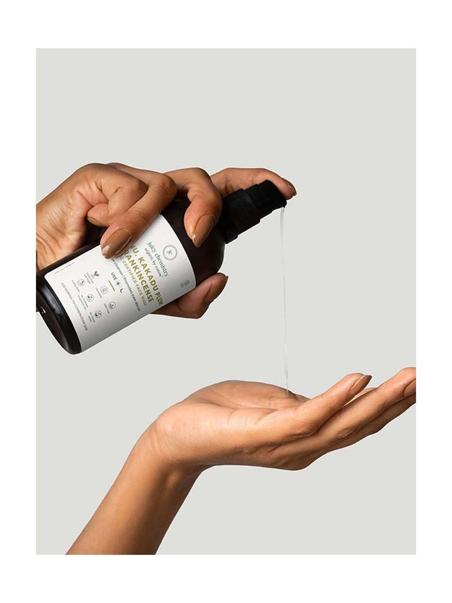 Juicy Chemistry Organic Tamanu Kakadu Plum & Frankincense Face Wash - 100 ml