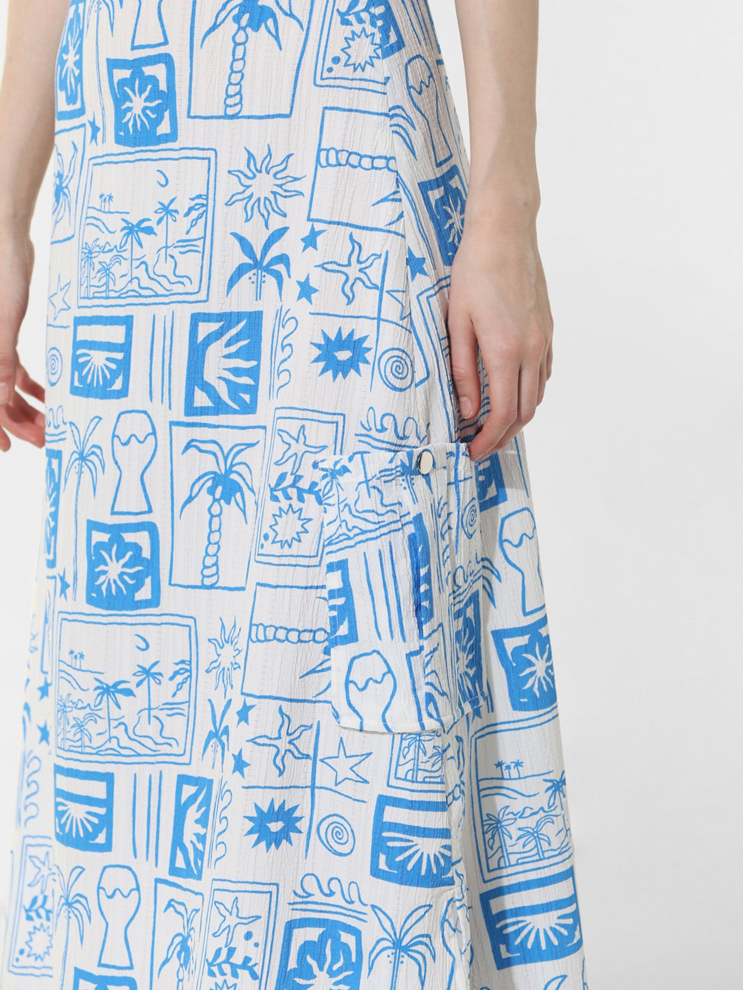 Only Blue & White Printed Midi Skirt