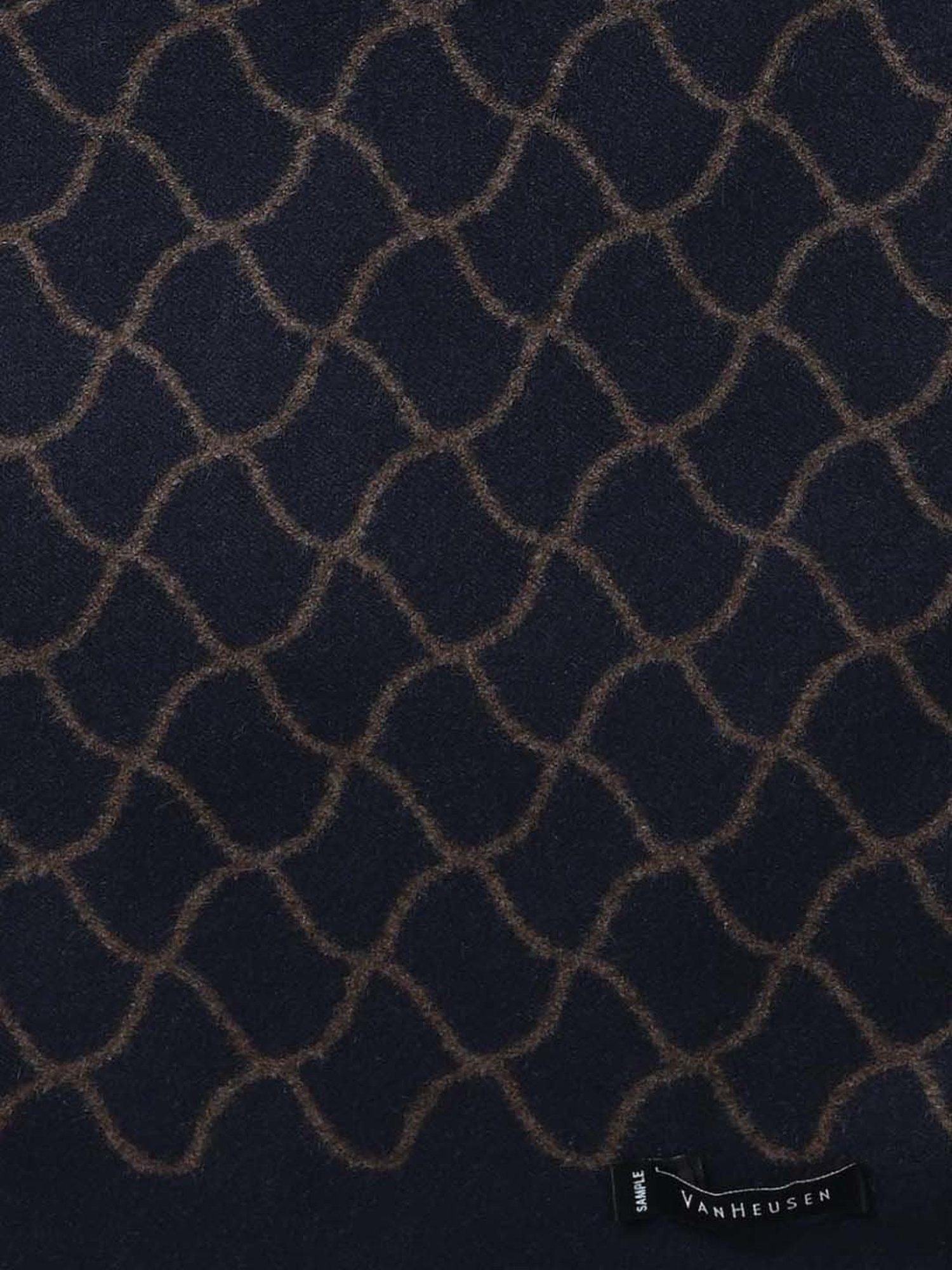 Monte Carlo Brown Checks Muffler