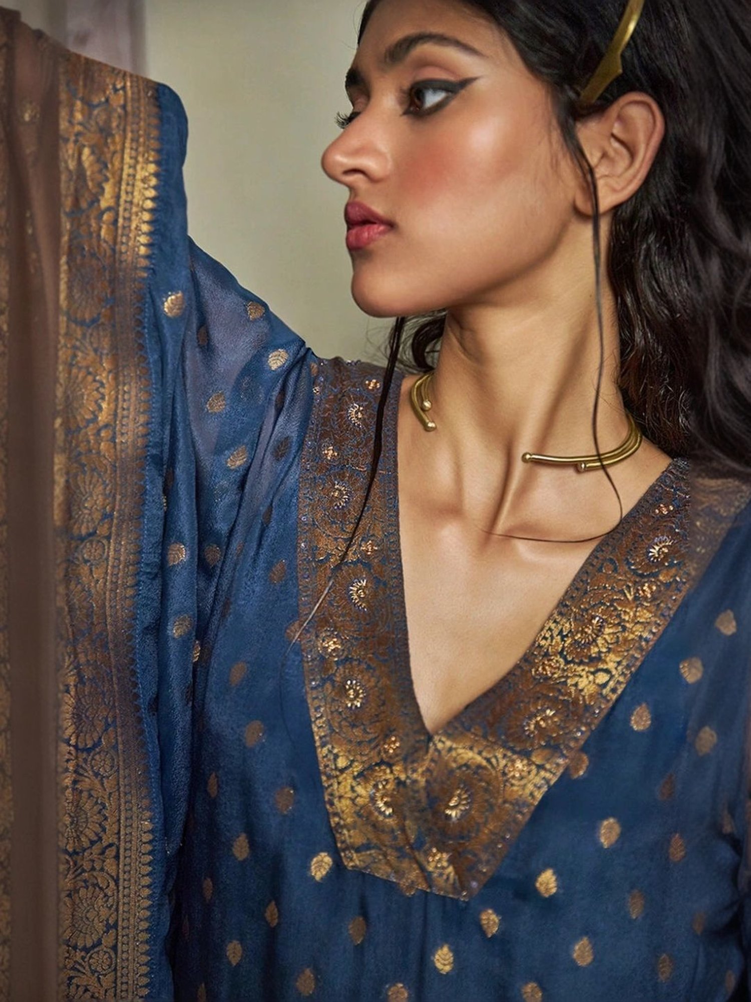 Ganga Fashions Blue Opal Woven Kaftan with Pant