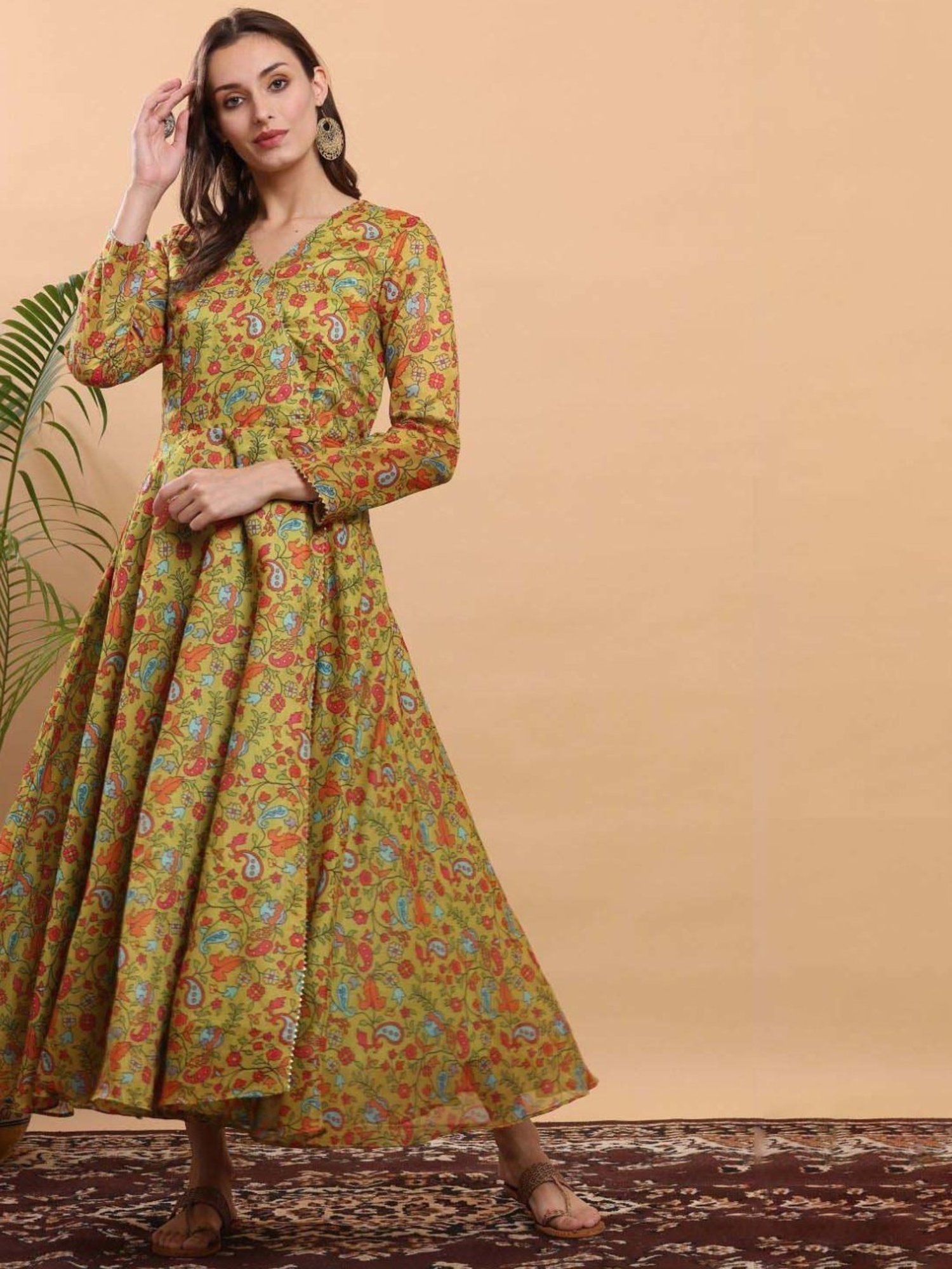 Kaanchie Nanggia Green Floral Printed Anarkali