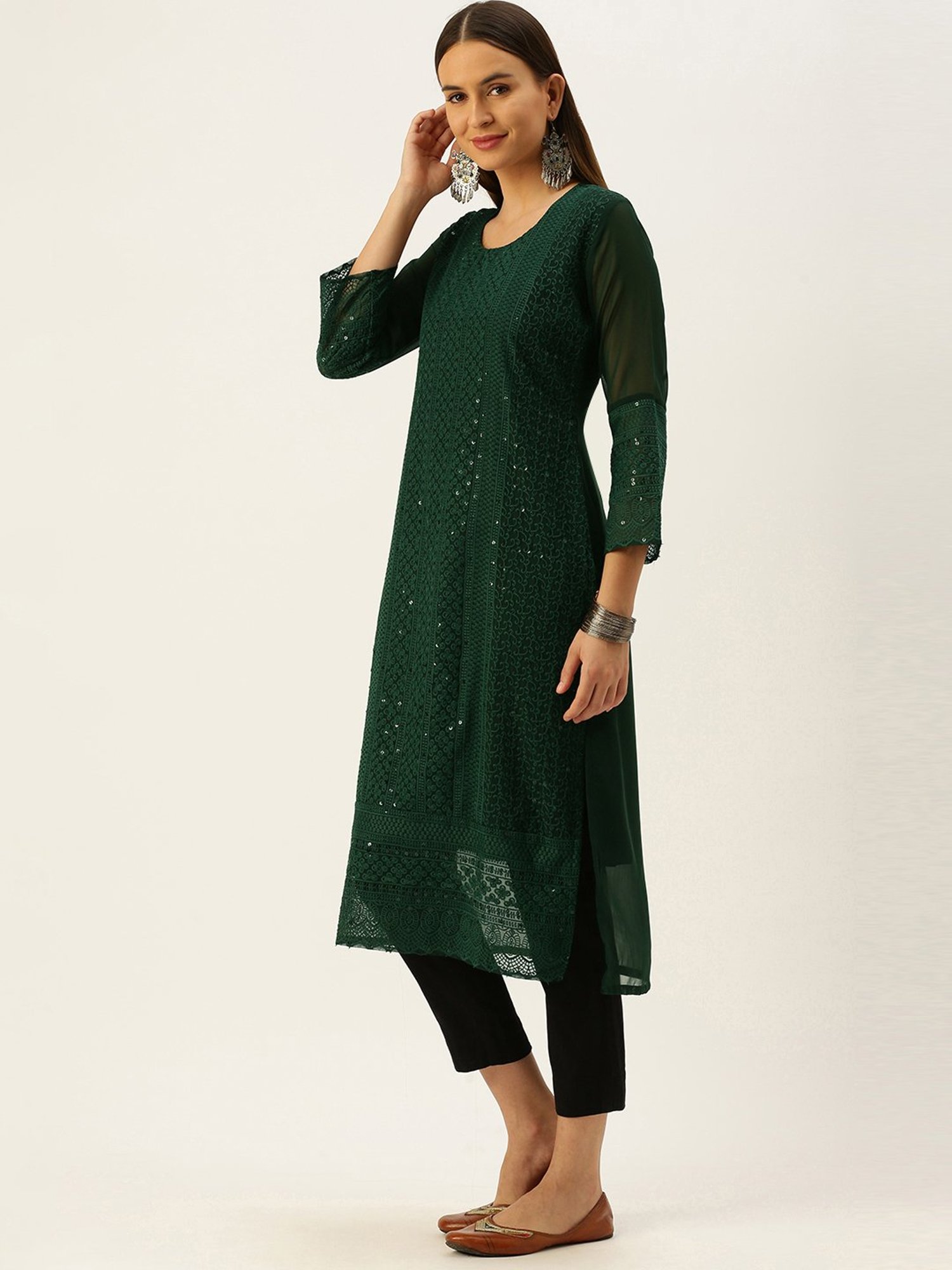 SWAGG INDIA Green Embroidered Straight Kurta