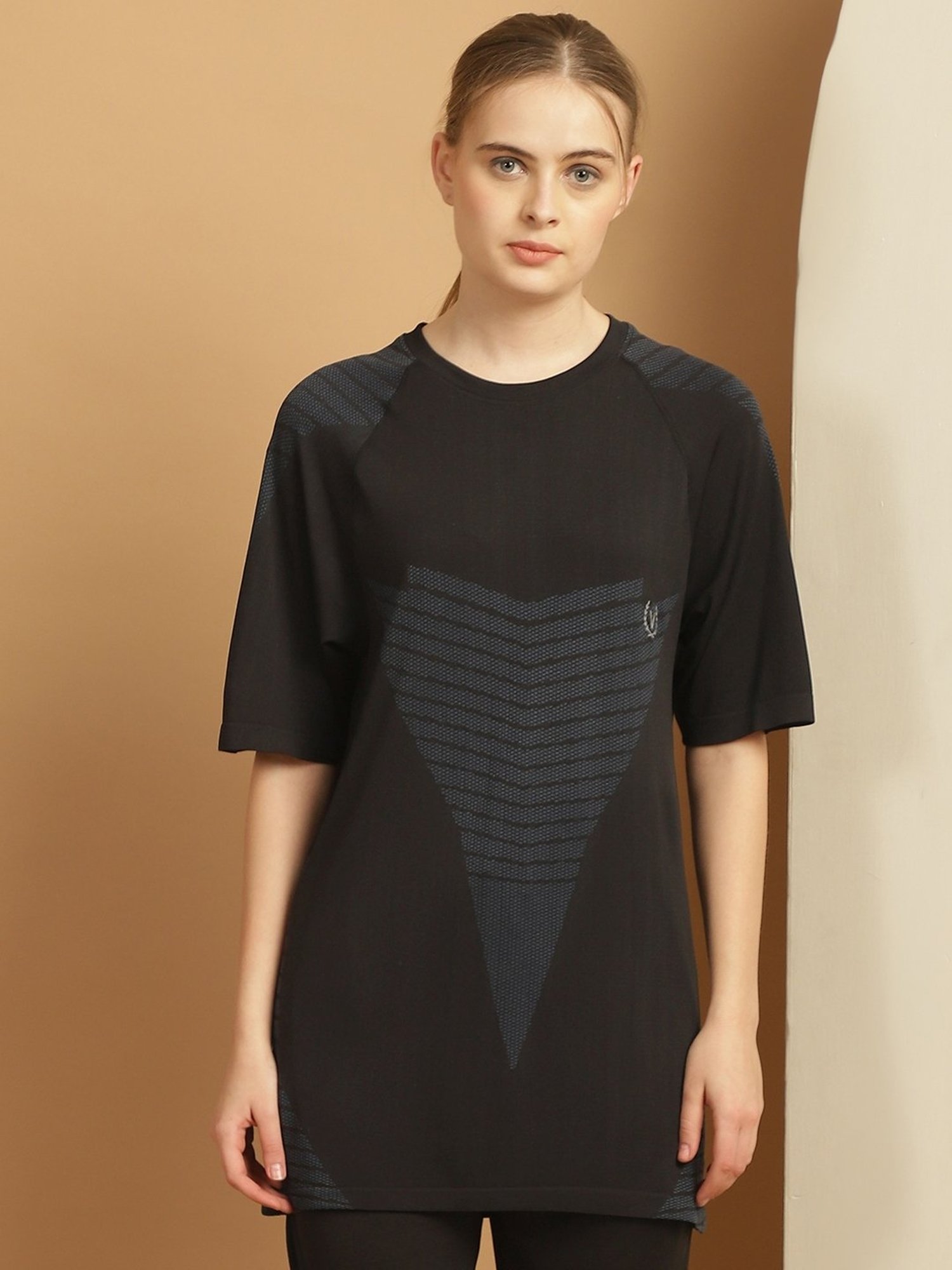 Vimal Jonney Black Printed Sports T-Shirt