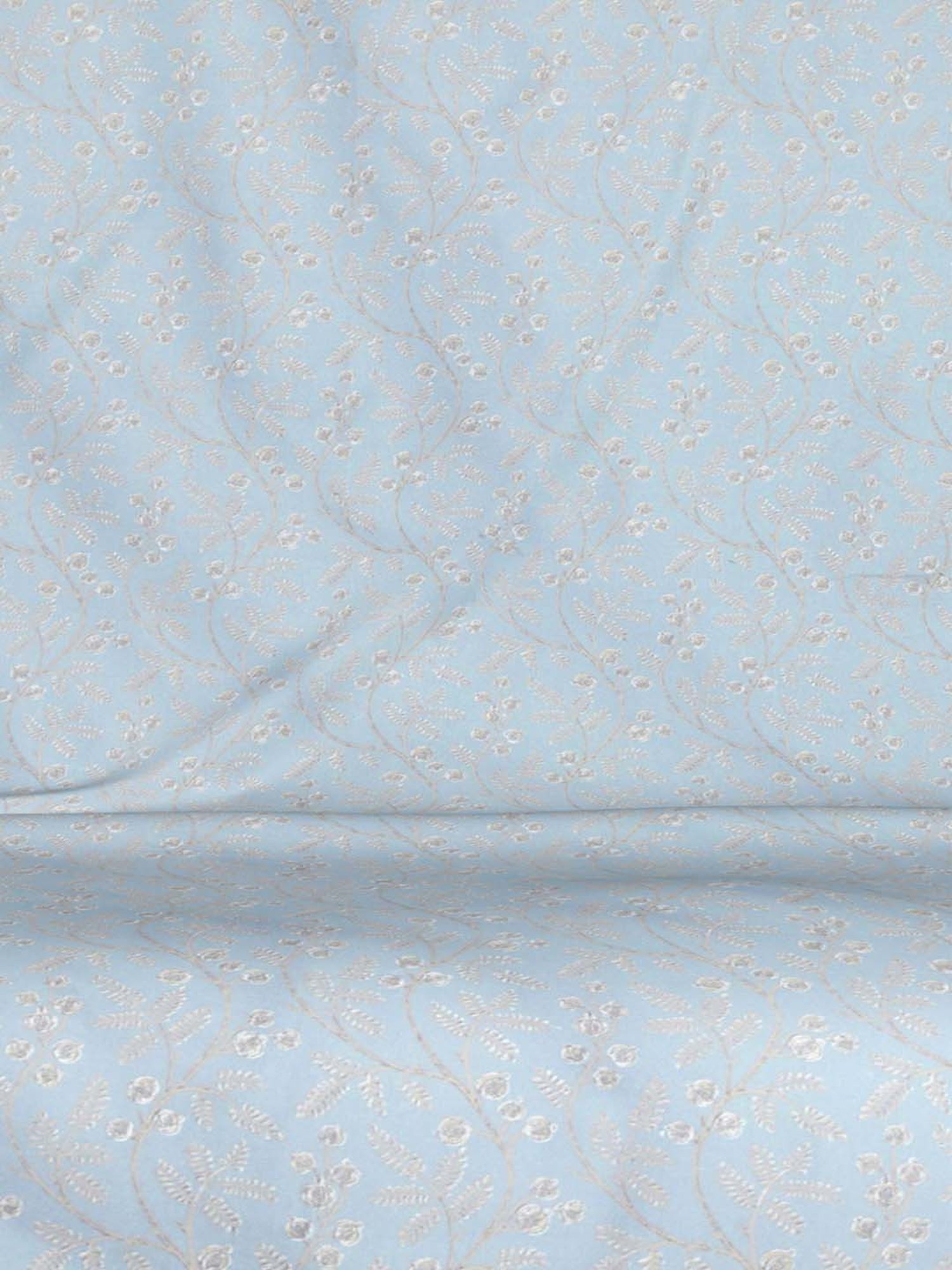 Living Scapes by Pantaloons Blue Blend Bedsheet With 2 Pillow Covers