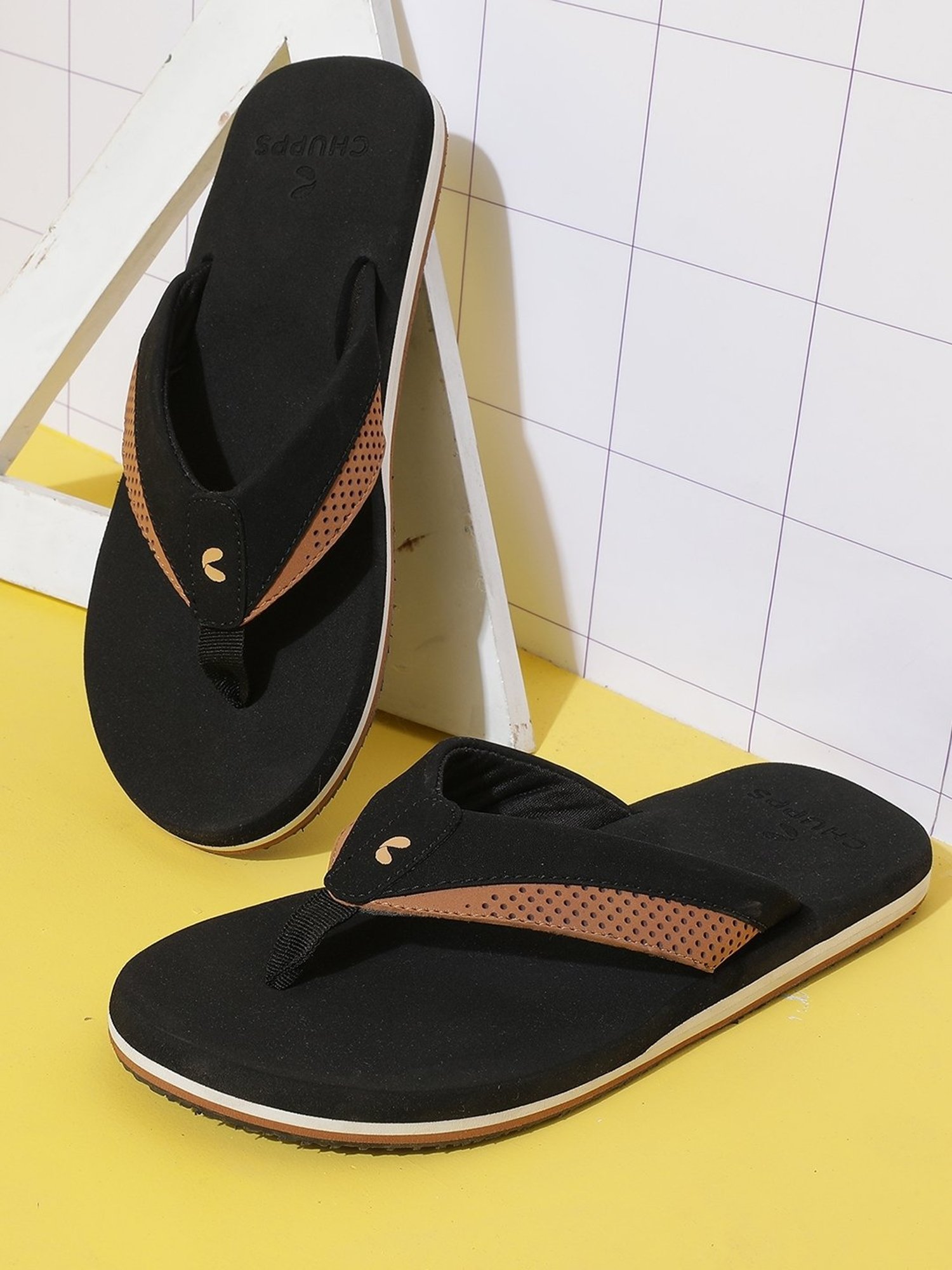 Chupps Men's Black Flip Flops