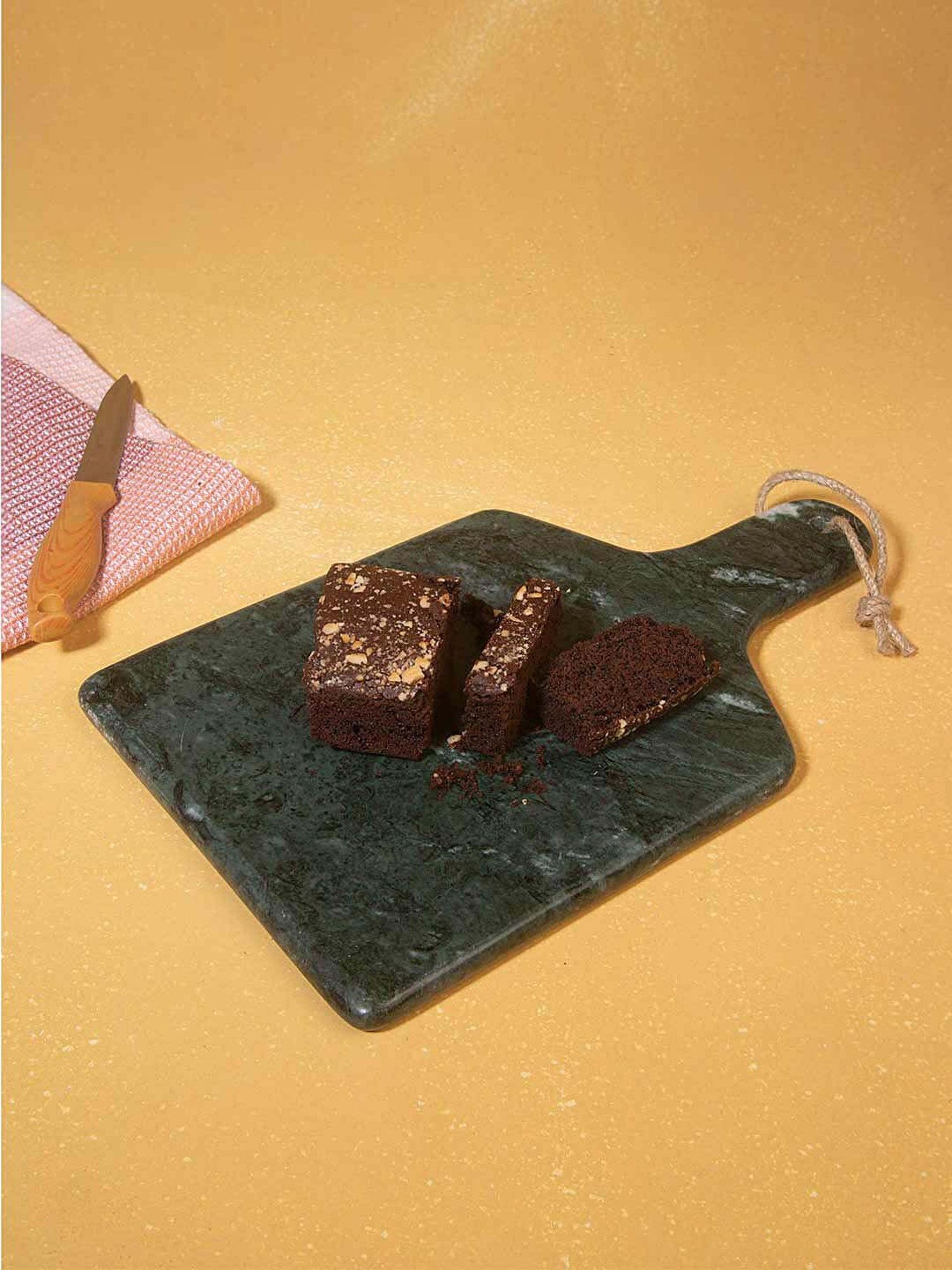 Crayton Natural Beige Mango Wood Chopping Board - Set of 1