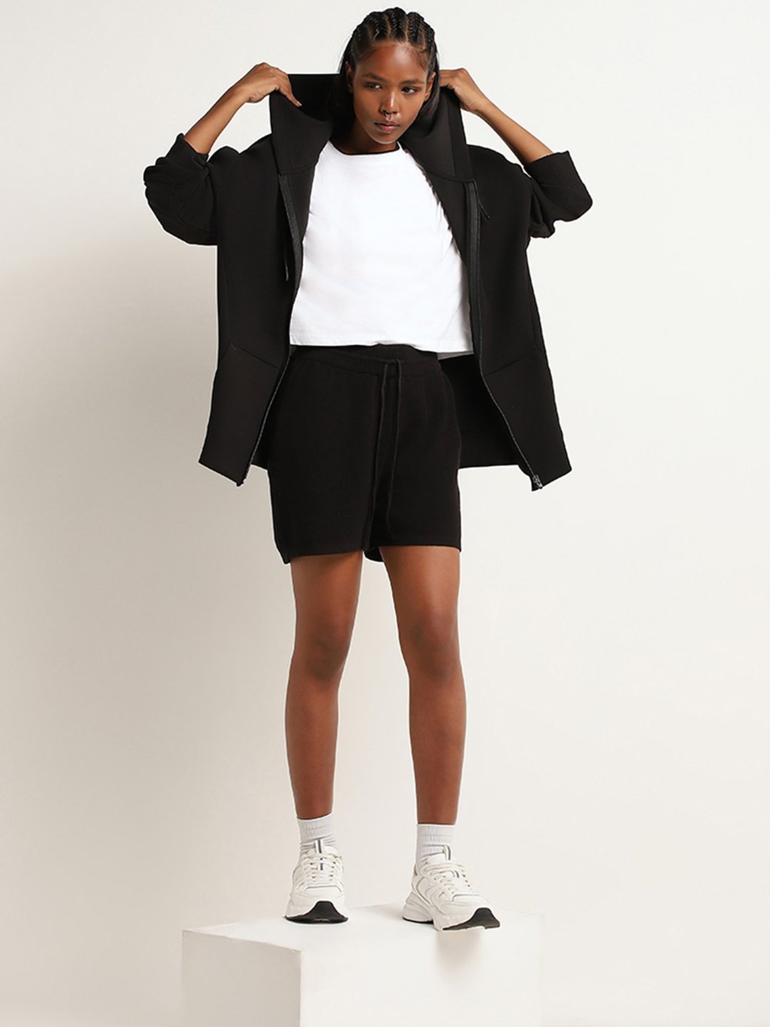 Studiofit by Westside Solid White Crop T-Shirt