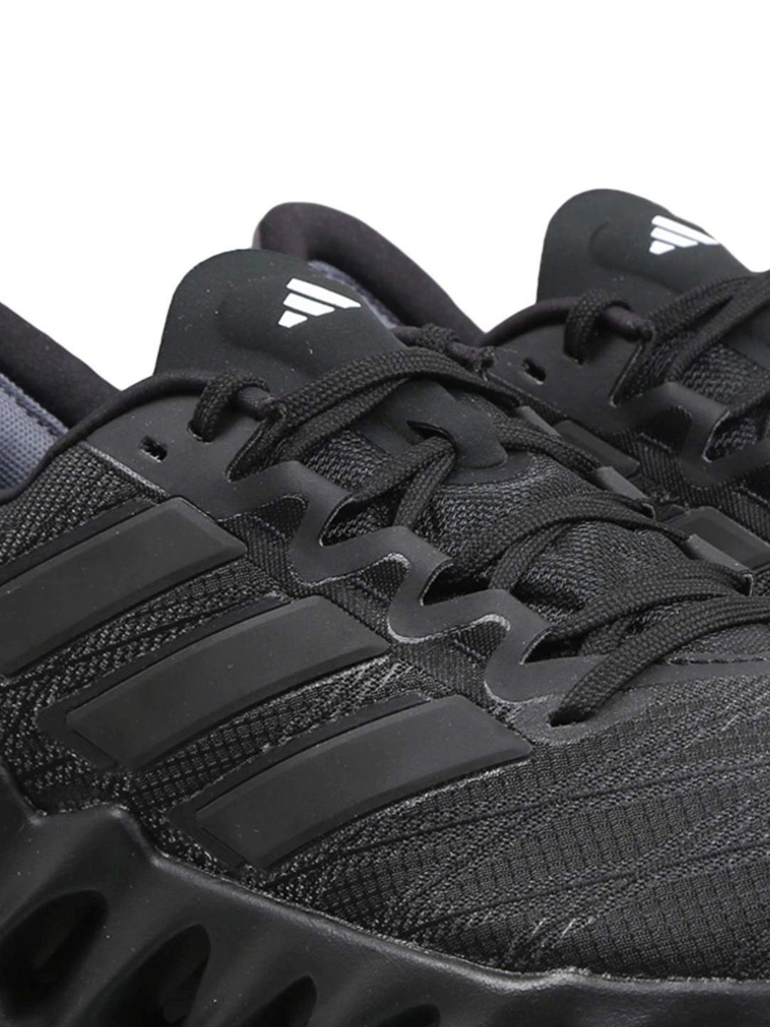 Adidas Women's SWITCH FWD 2 Black Running Shoes