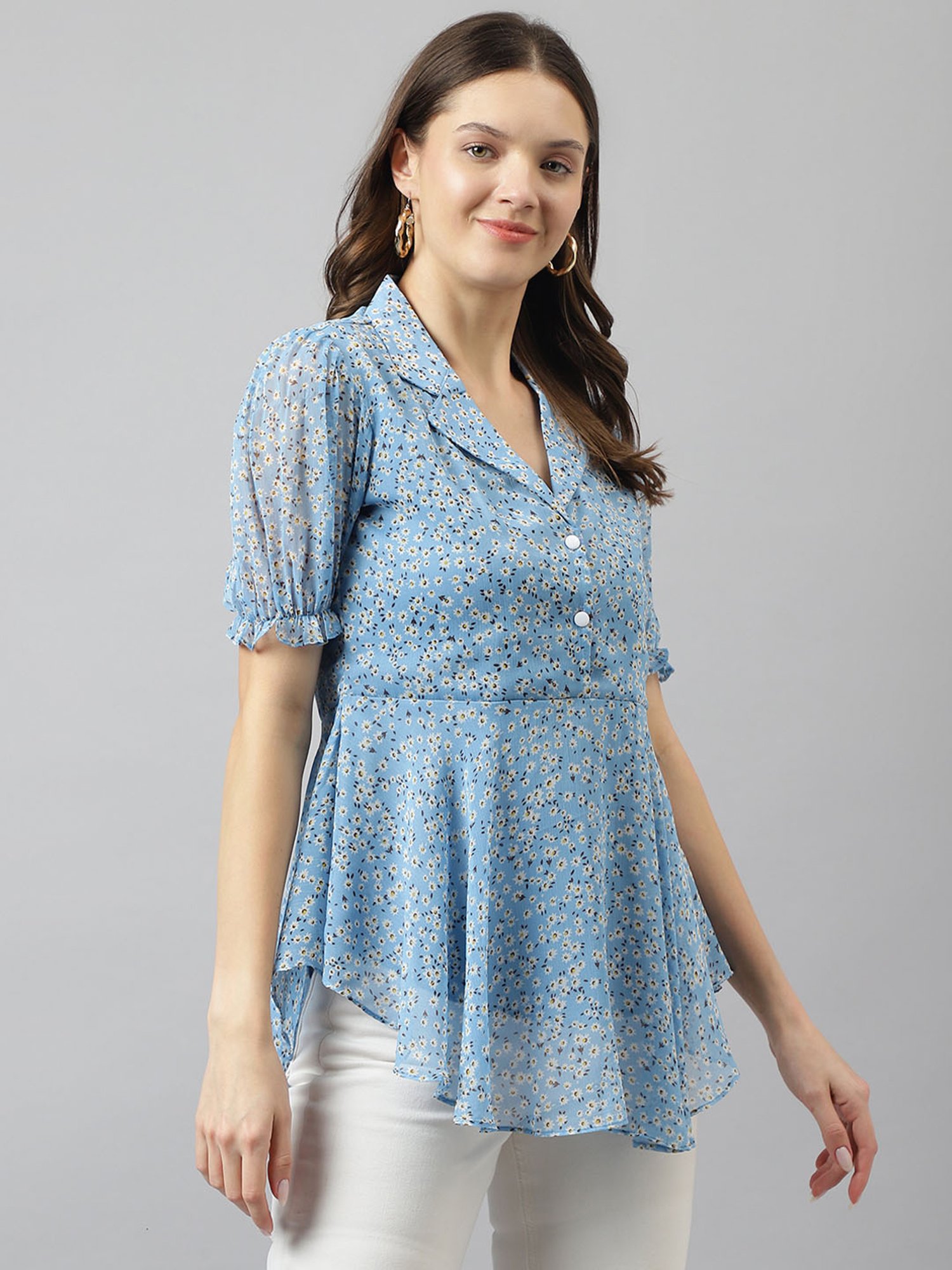 KERI PERRY Light Blue Floral Print Top