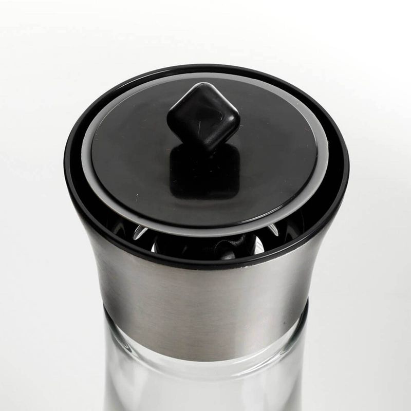 Nespresso Vertuo Plus  Coffee and Espresso Machine by De'Longhi with Aeroccino, Red