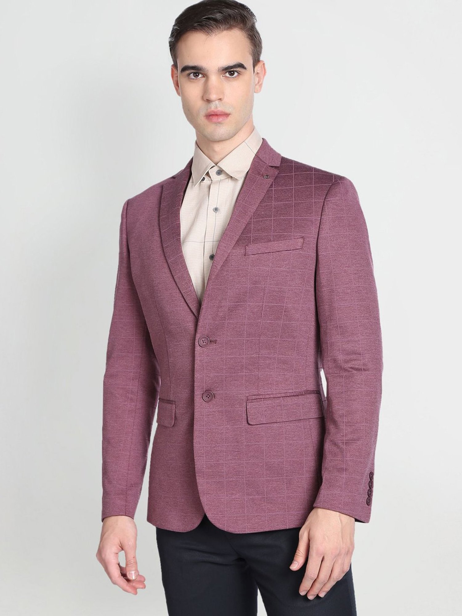 Arrow Sports Green Regular Fit Texture Waistcoat