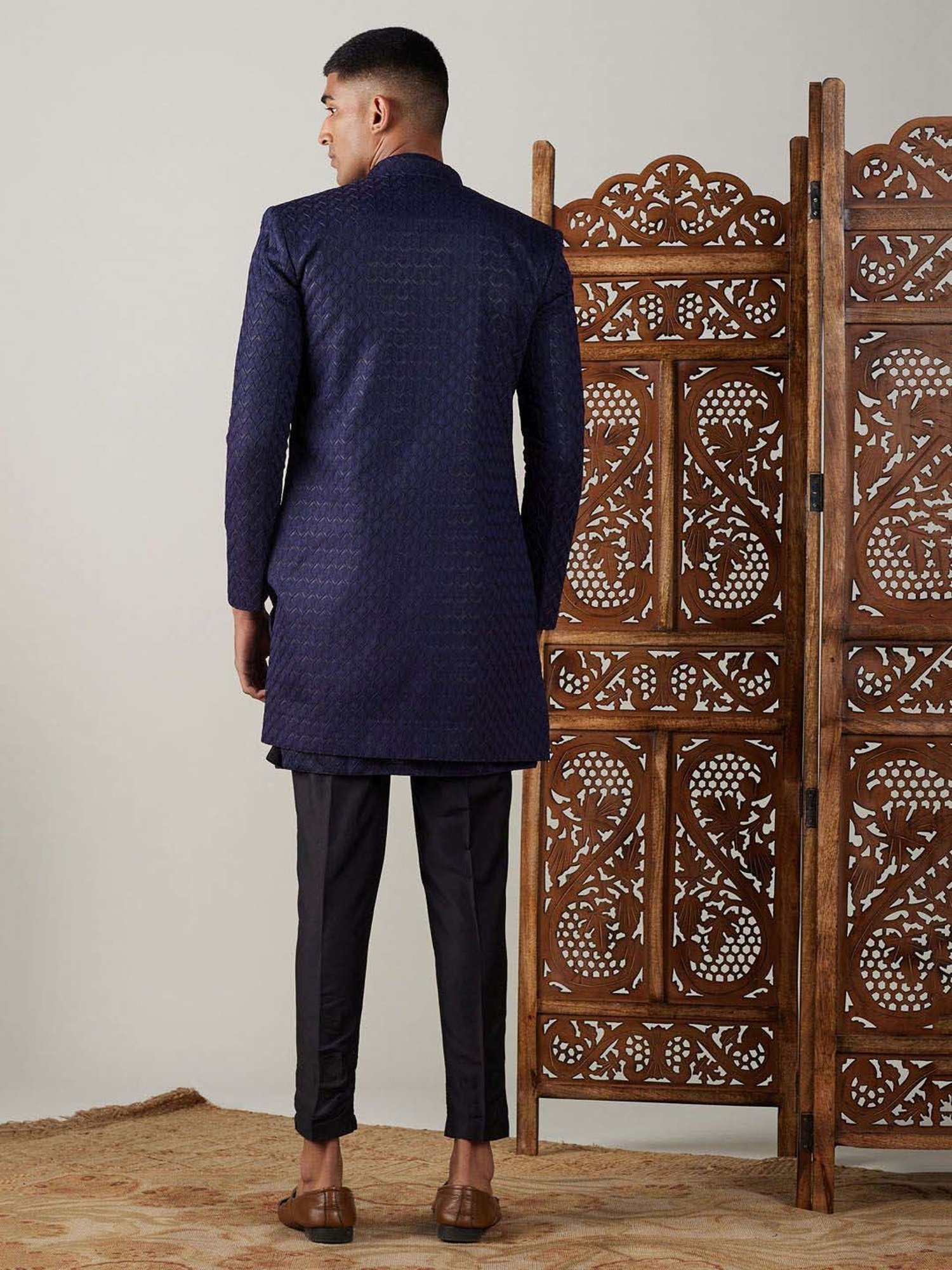 Vastramay Navy Regular Fit Texture Sherwani Set