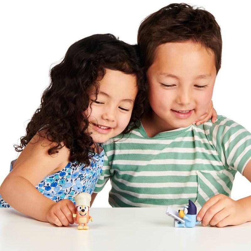 Bluey Fancy Restaurant Figures - 2pk