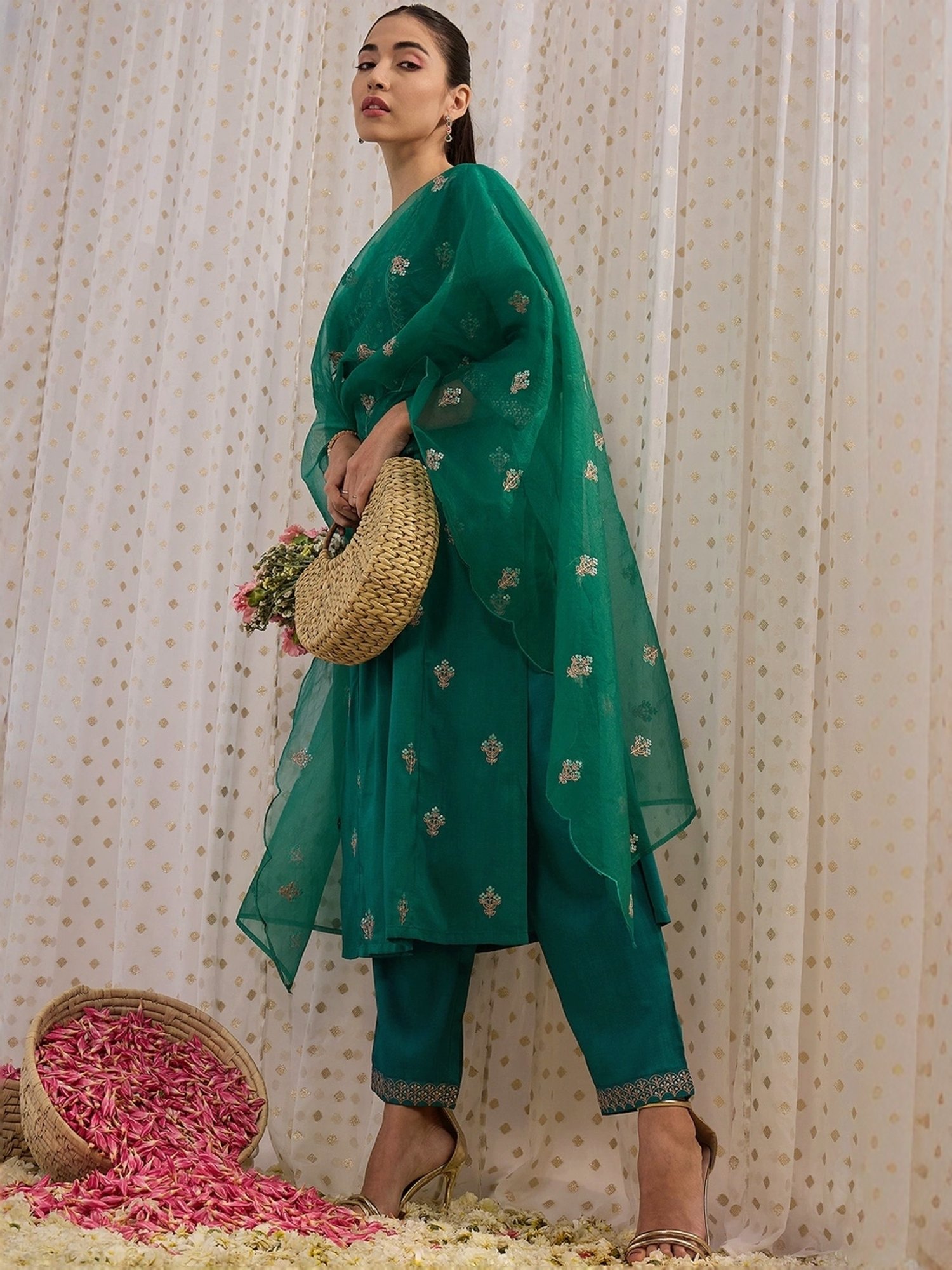 Indo Era Green Embroidered Kurta Pant Set With Dupatta