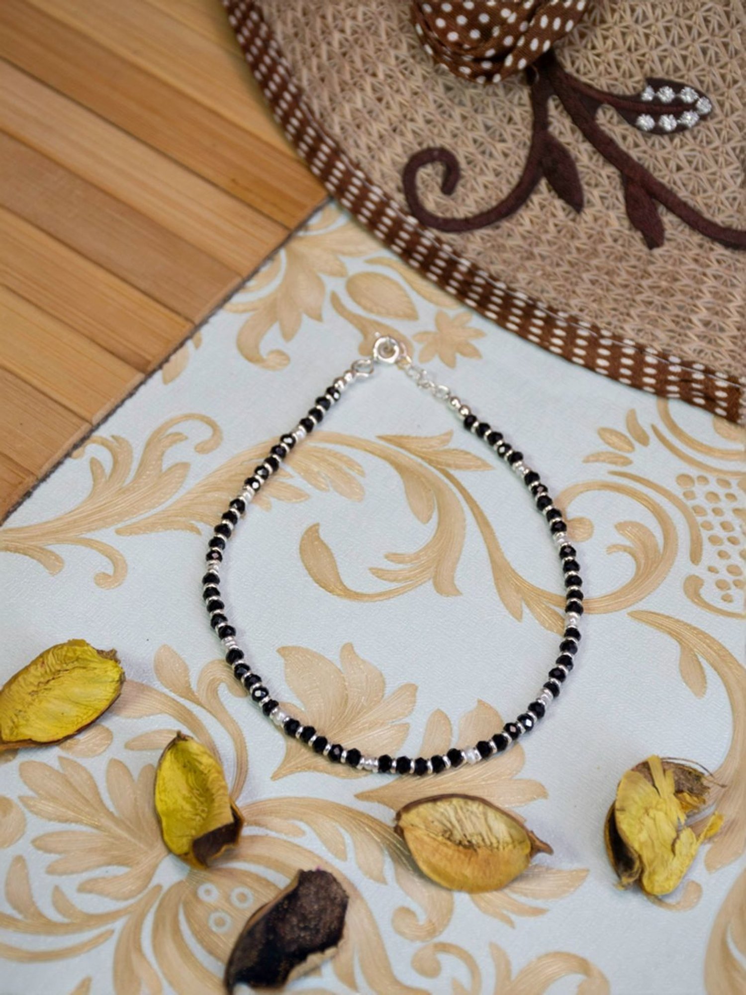 Arte Jewels 925 Sterling Silver Black and White Beads Anklet for Women & Girls (Single)