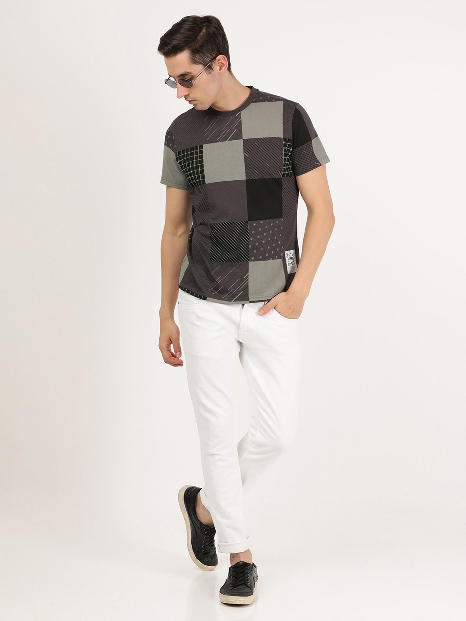 Wrangler Grey Cotton Regular Fit Printed T-Shirt