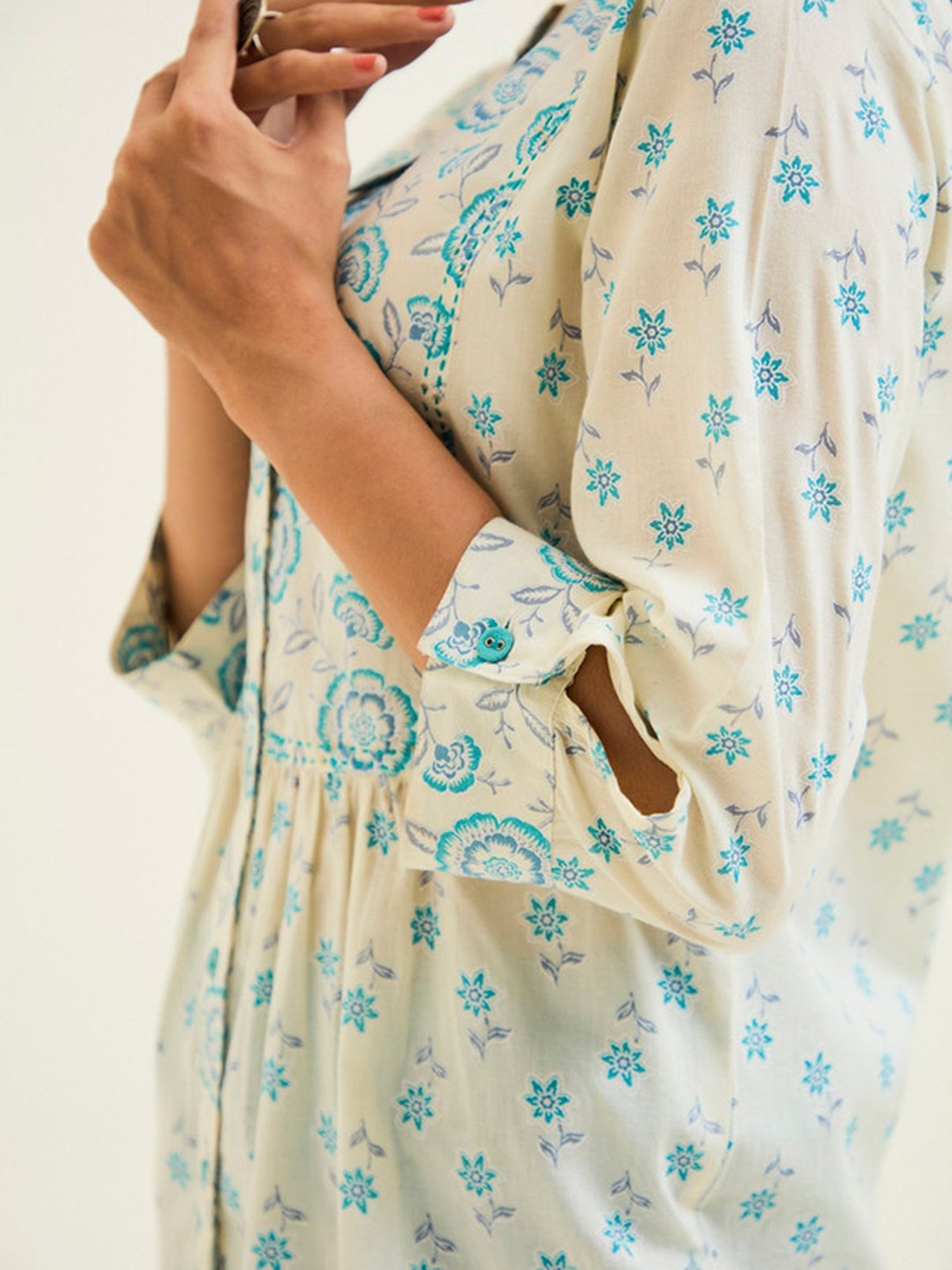 Jaipur Kurti Turquoise & Off White Cotton Floral Print Tunic