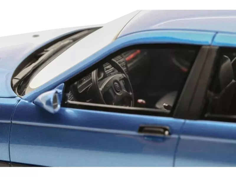 1982 BMW 323i Saturn Blue 1/18 Diecast Model Car by Minichamps