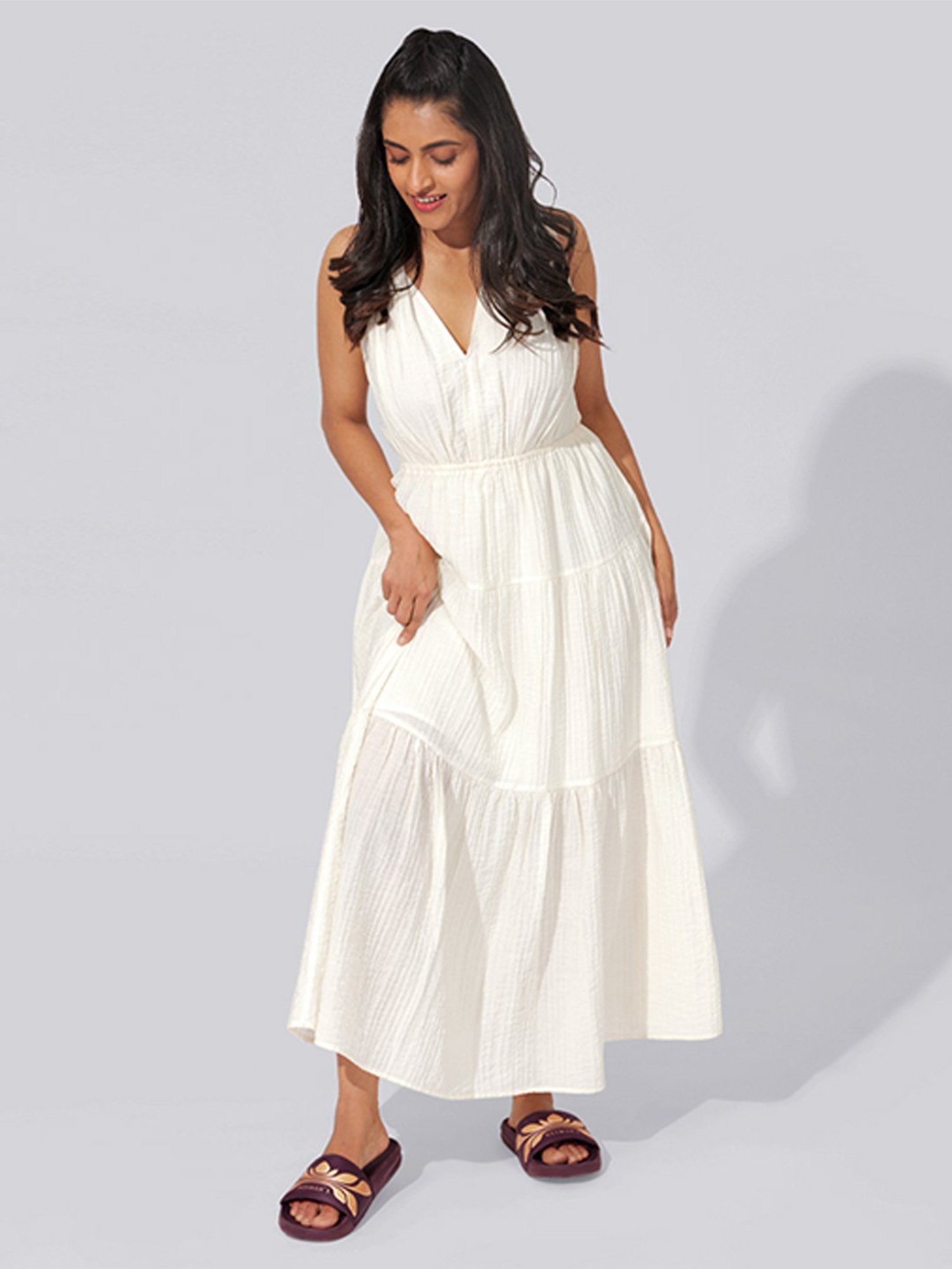 Neemans Women's Red Plum Slides