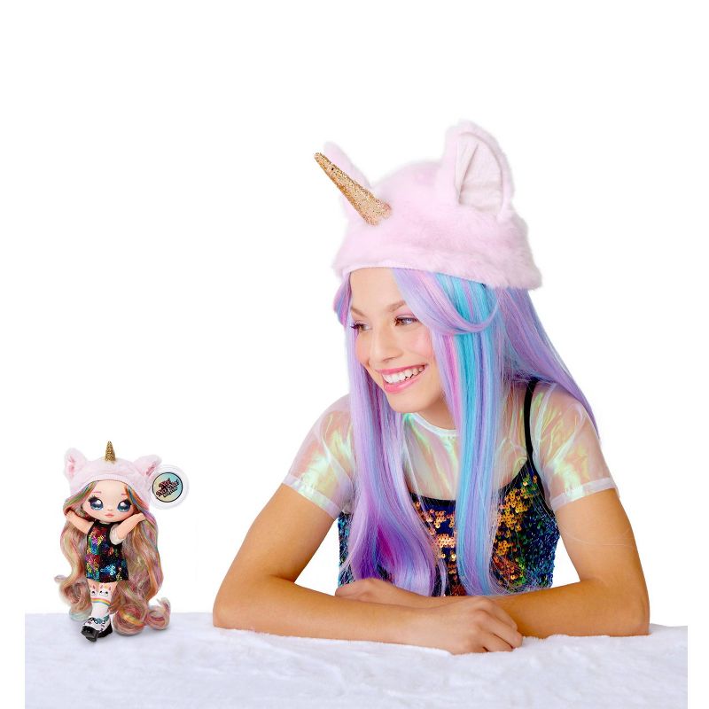 Na! Na! Na! Surprise 2-in-1 Fashion Doll & Plush Pom with Confetti Balloon Unboxing