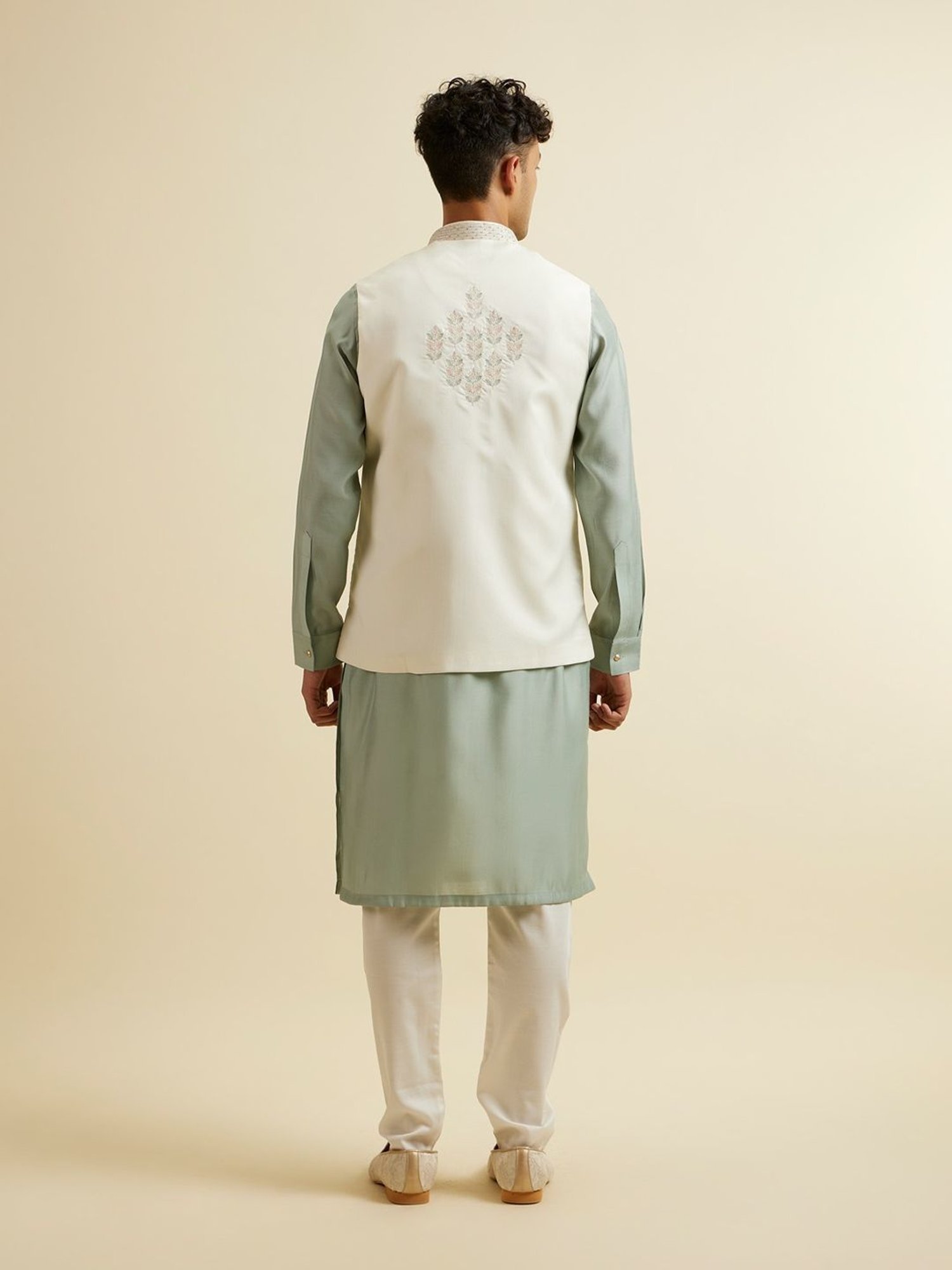 Manyavar White Regular Fit Embroidered Nehru Jacket